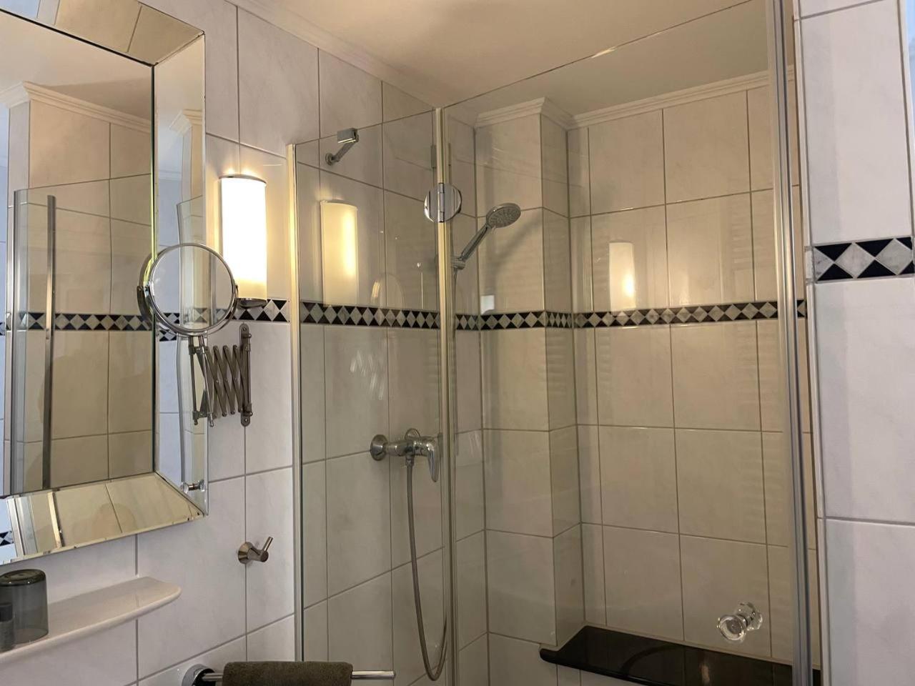 Villa,1609724375:JPEG