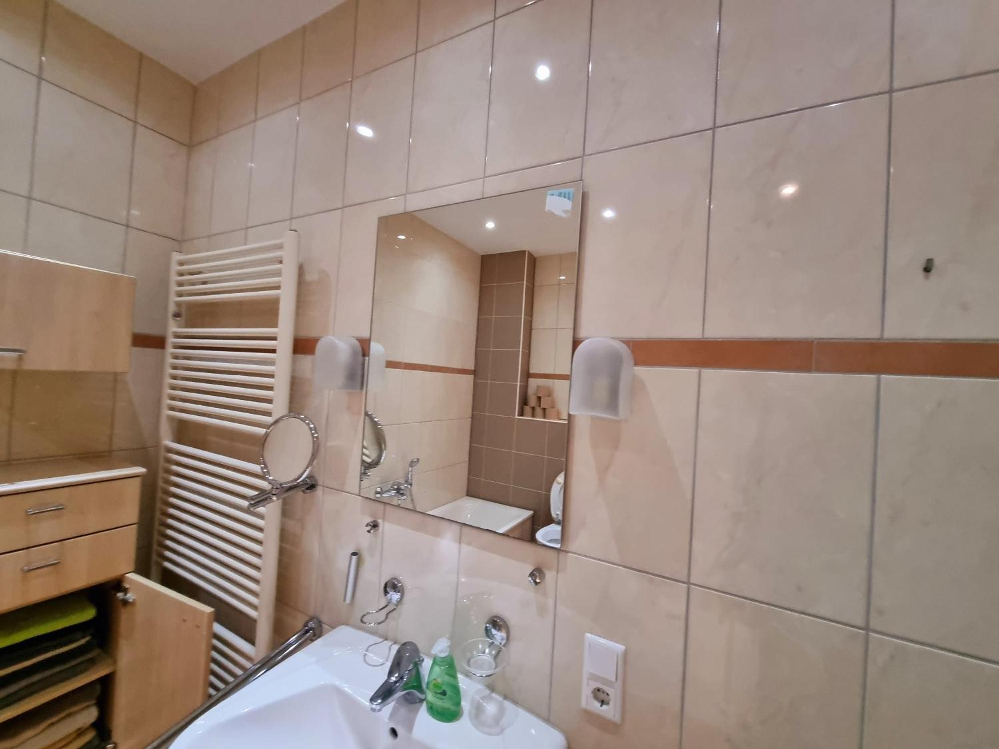 Holiday Home,1766785228:JPEG