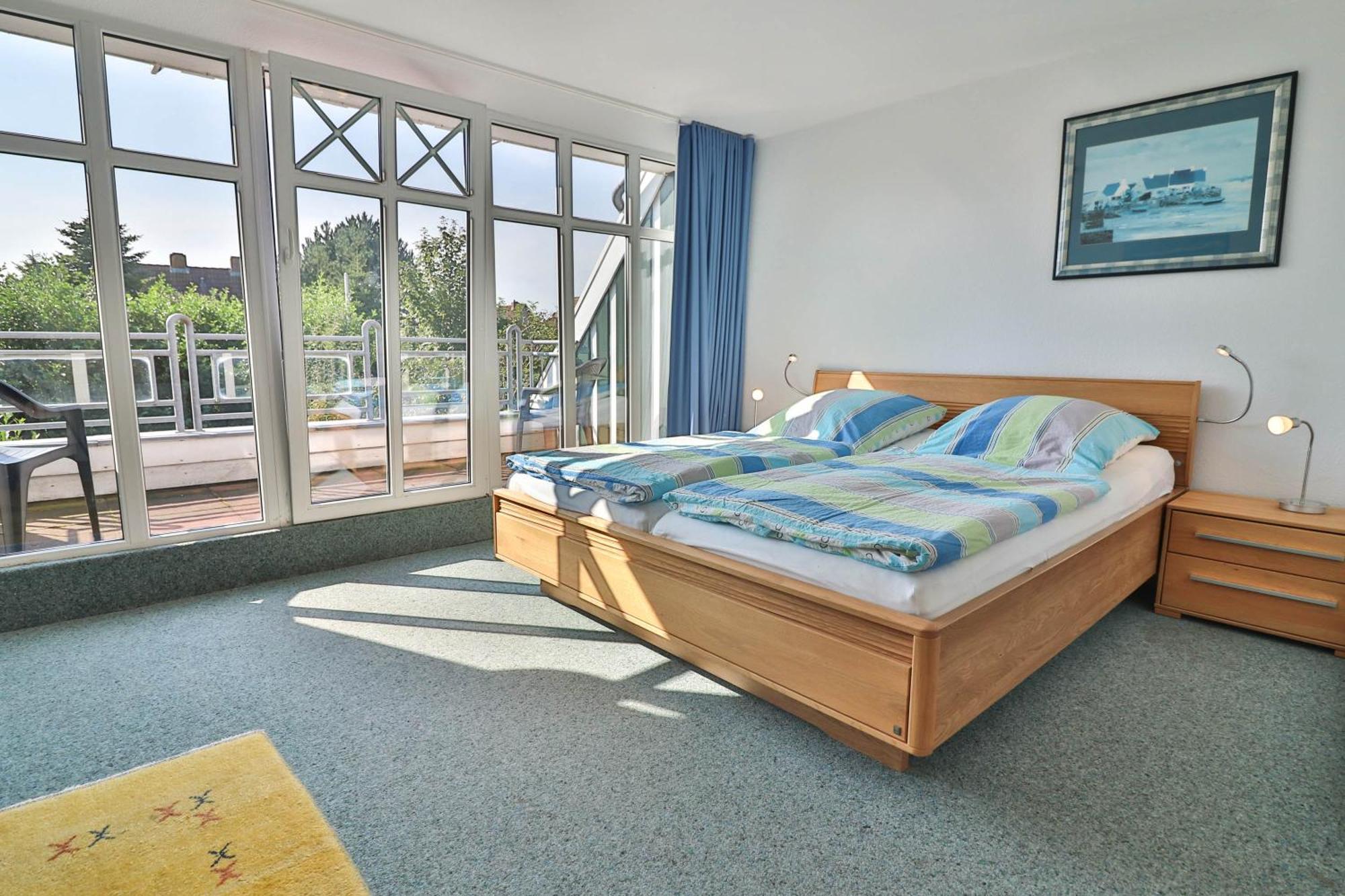 Holiday Home,1611760242:JPEG