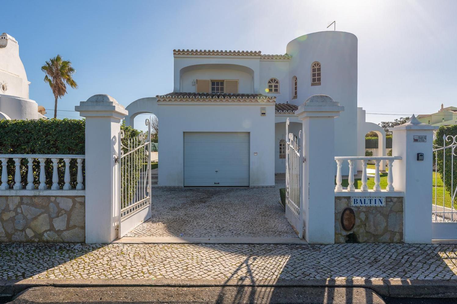 Villa,1612182739:JPEG