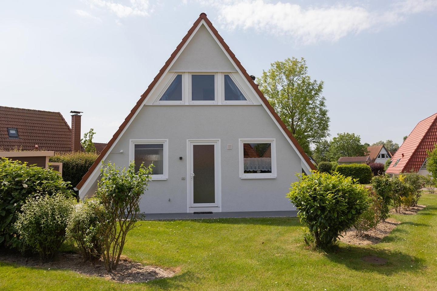 Holiday Home,1612371117:JPEG