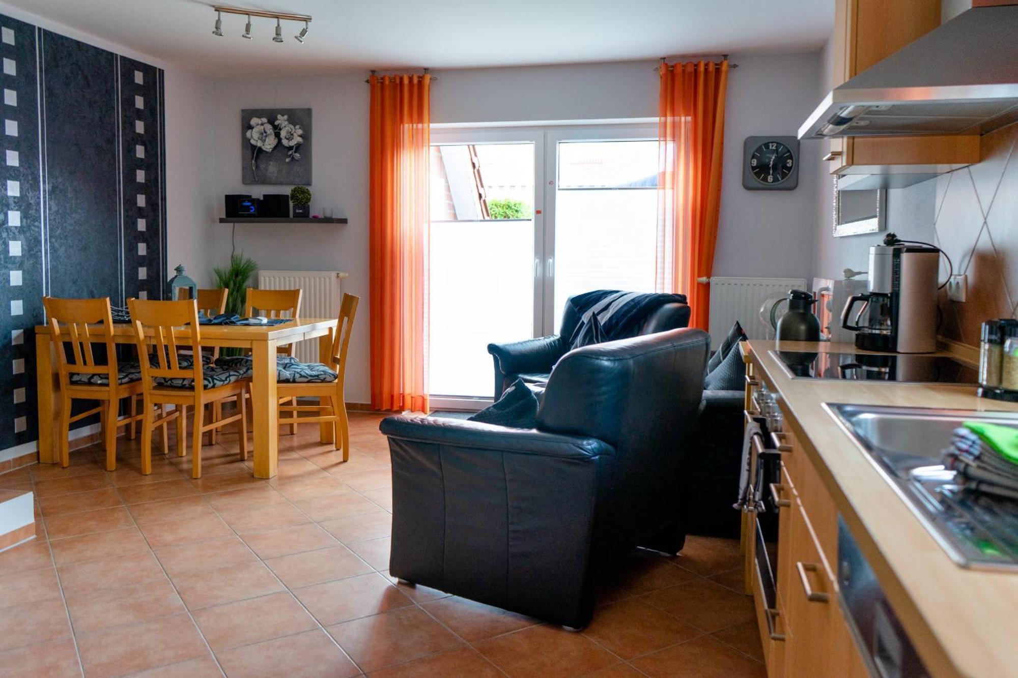 Holiday Home,1616912492:JPEG
