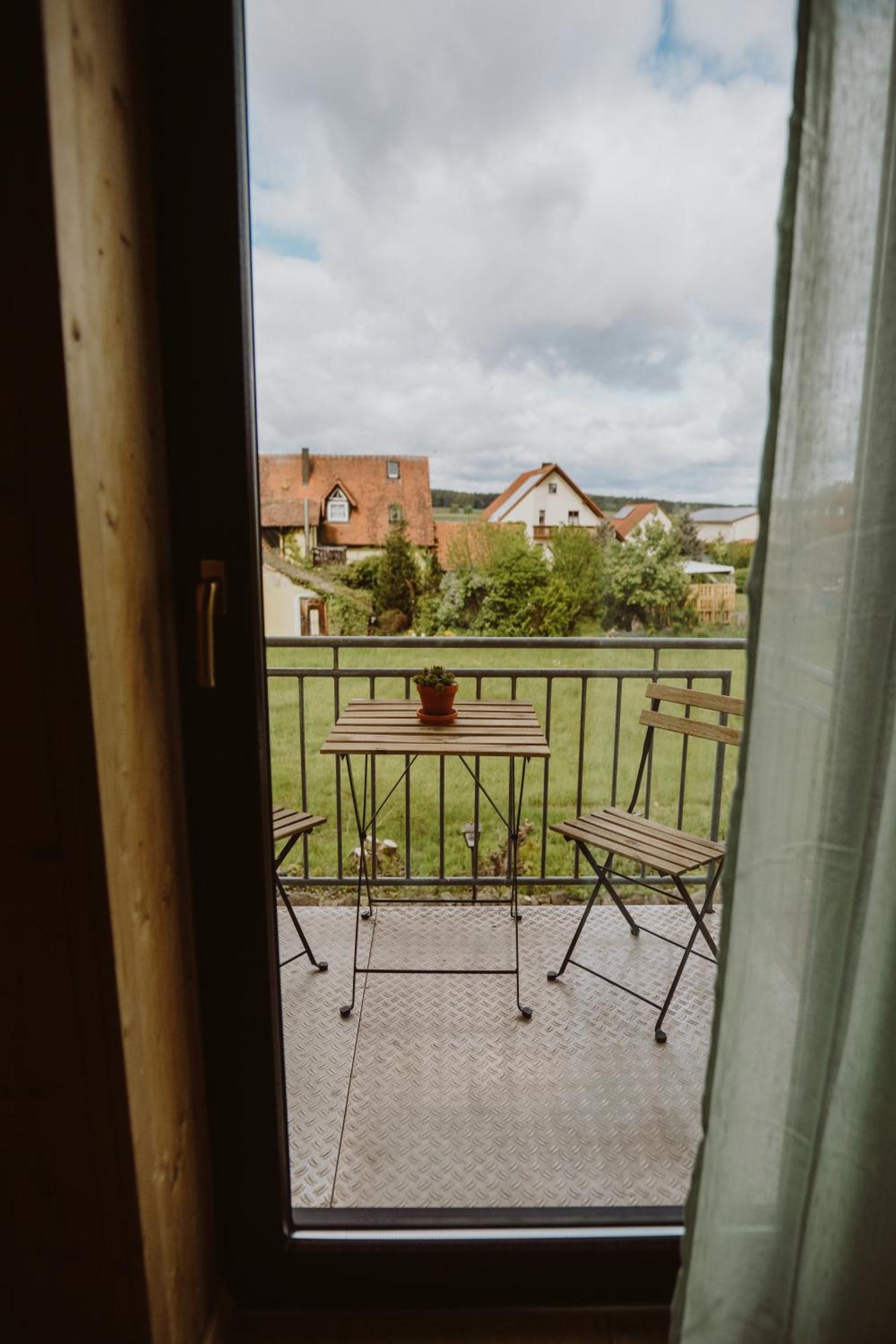 Family Room,1756402702:JPEG