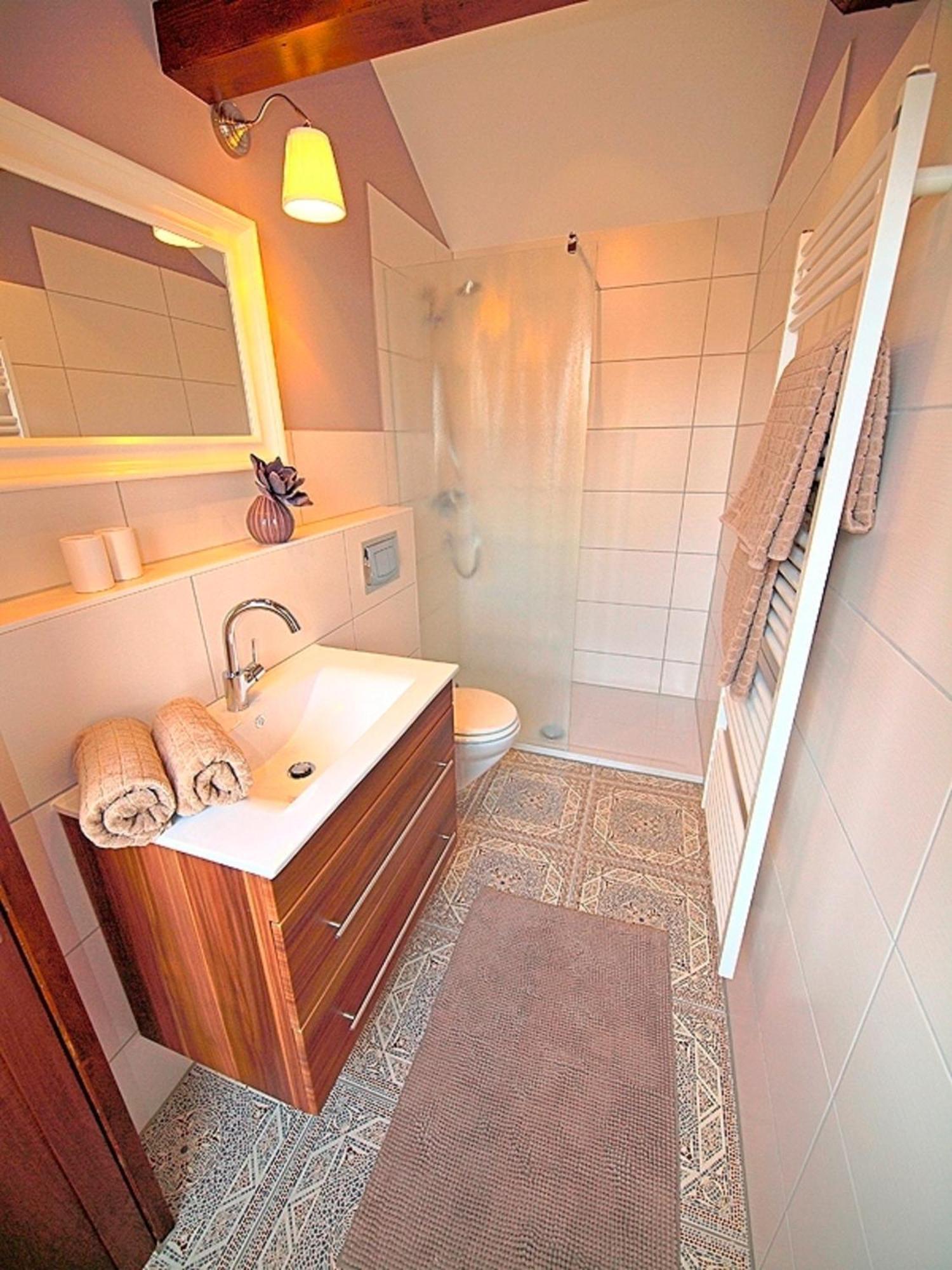 Holiday Home,1618312092:JPEG