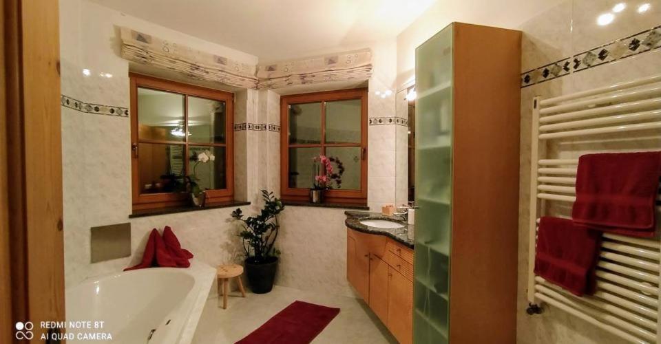 Three-Bedroom Apartment View,1620221270:JPEG