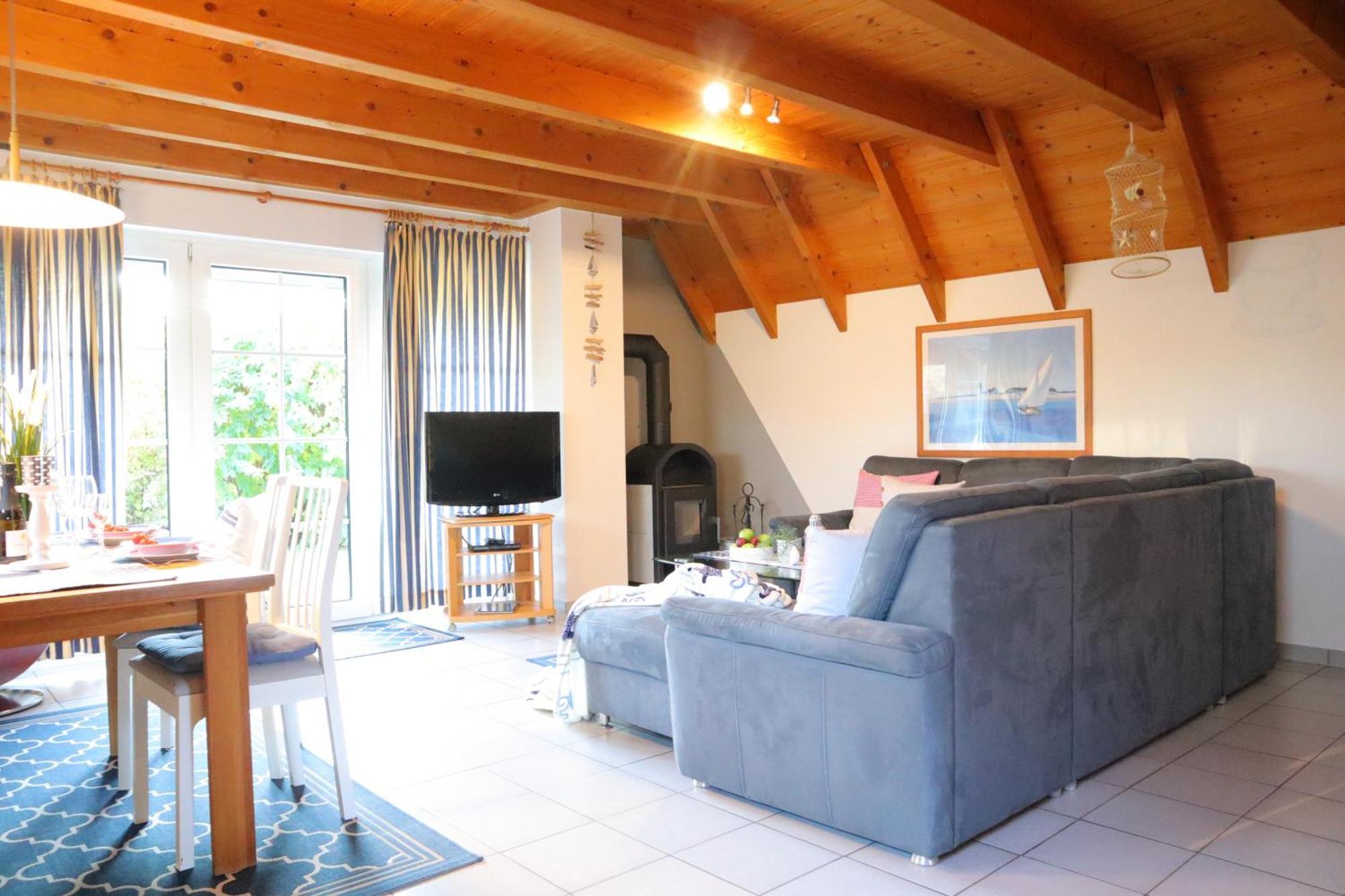 Holiday Home,1621954006:JPEG