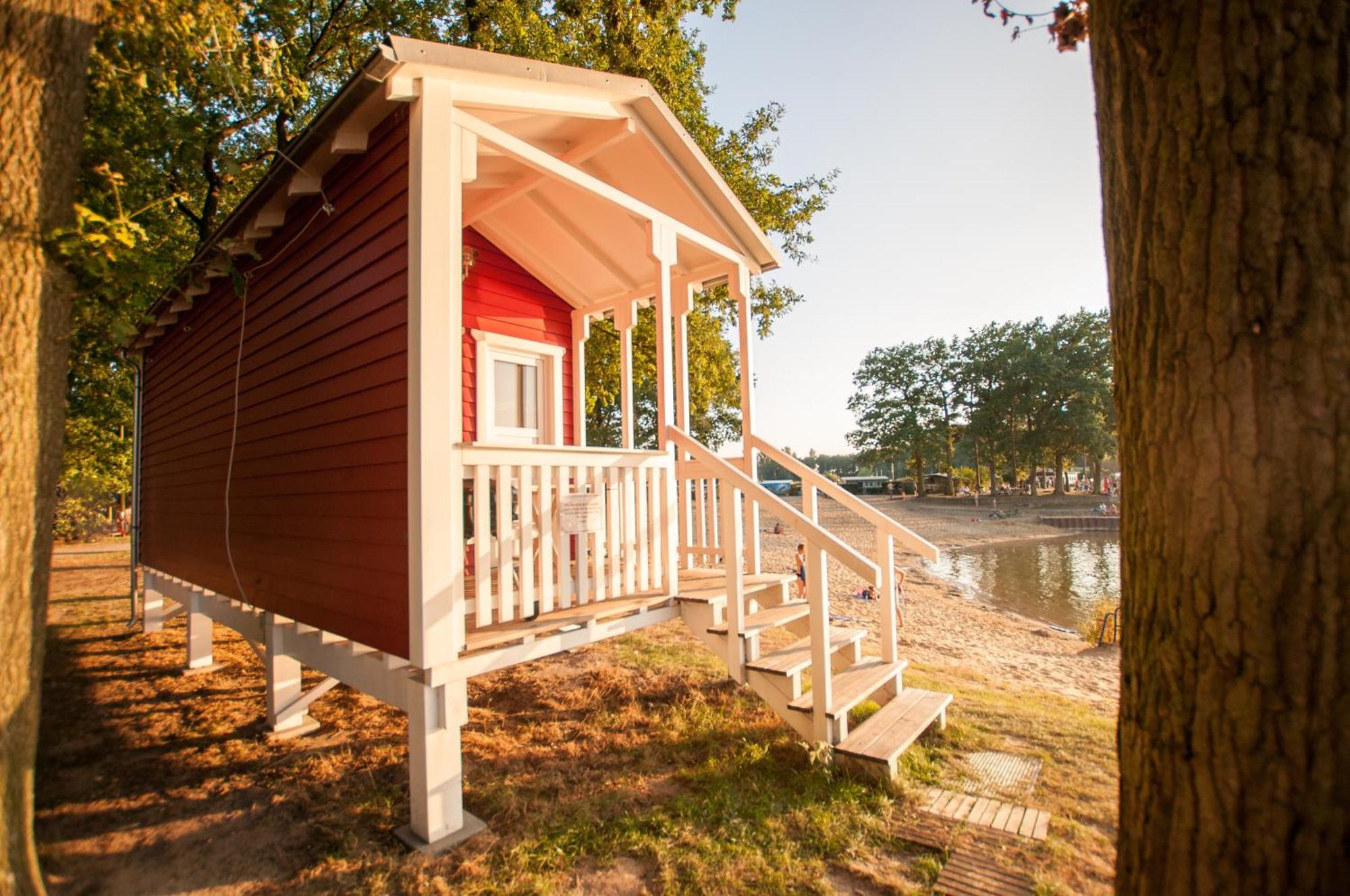 Holiday Home,1622172117:JPEG