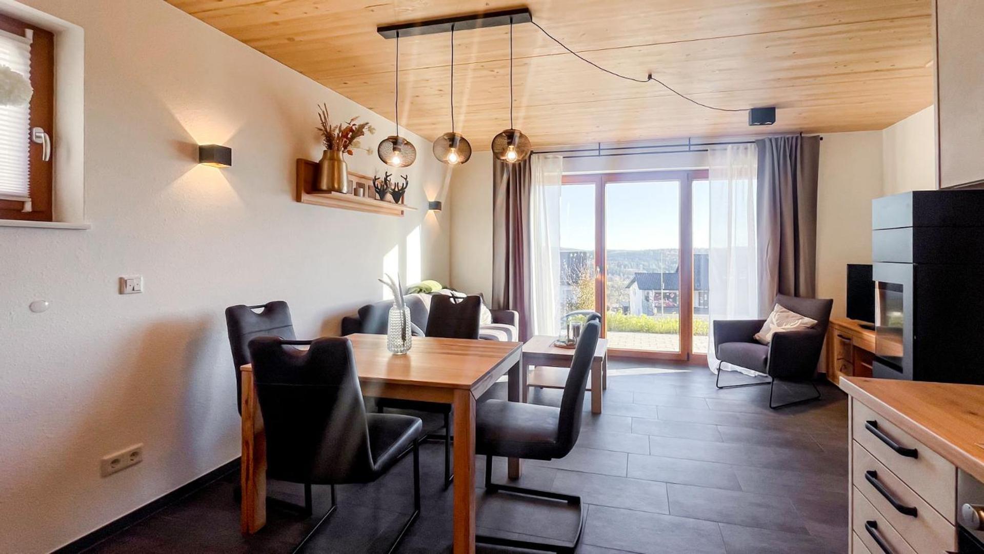 Holiday Home,1622651937:JPEG