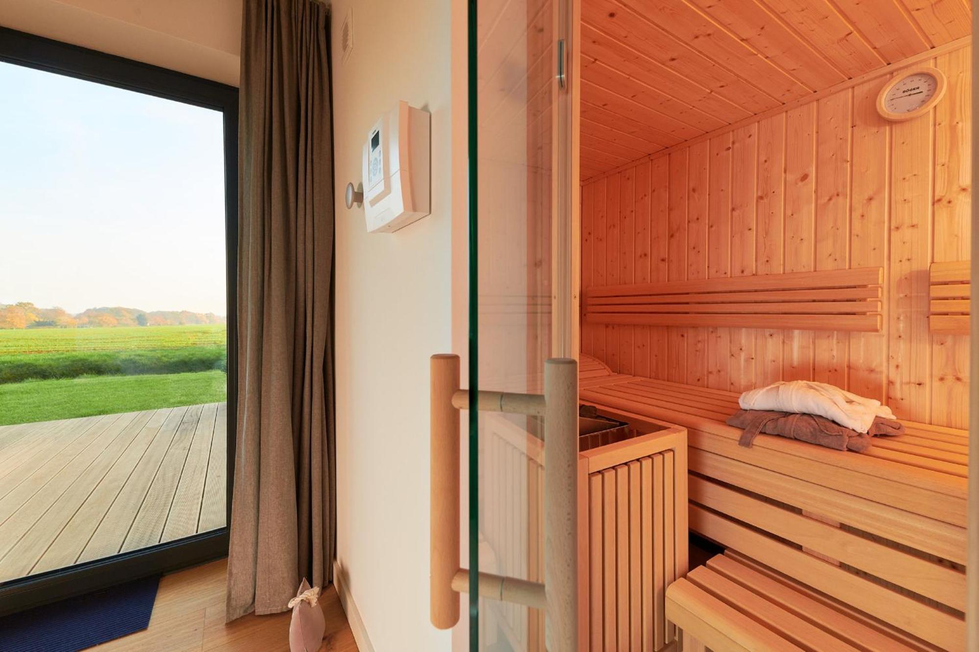 Holiday Home,1629930032:JPEG