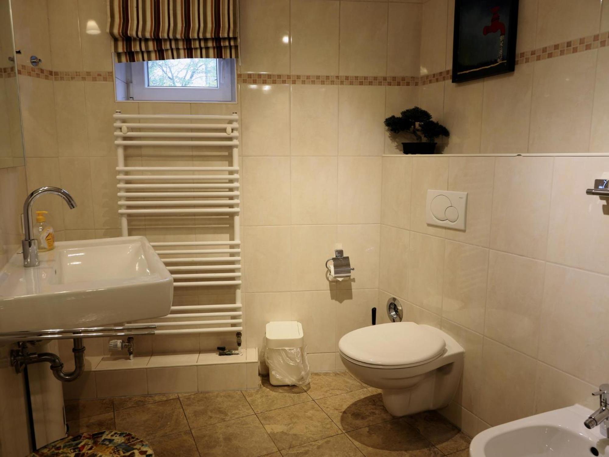 Holiday Home,1630902588:JPEG