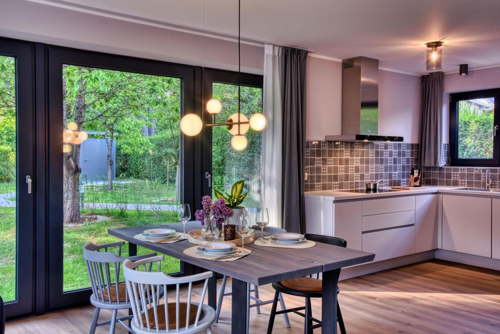 Holiday Home,1631391217:JPEG