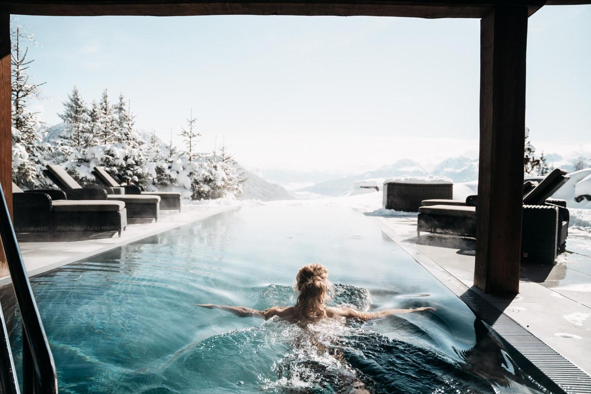 Luxury Chalet with Private Spa,1639405366:JPEG