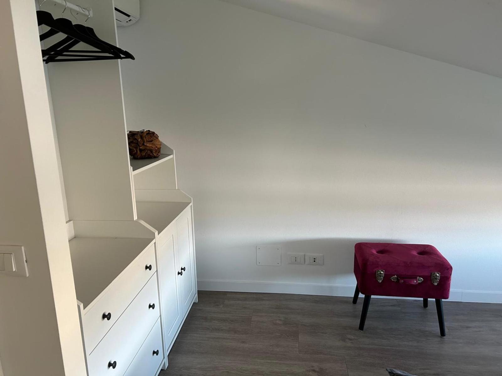 Four-Bedroom House,1639099976:JPEG