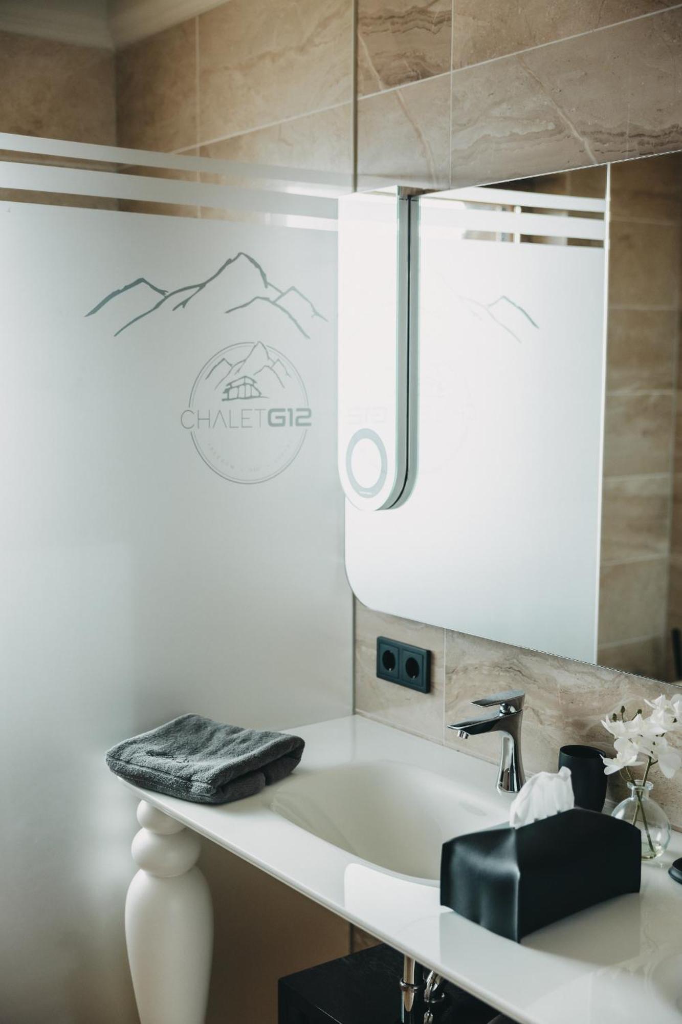 Two-Bedroom Deluxe Apartment with Garden View,1639405363:JPEG