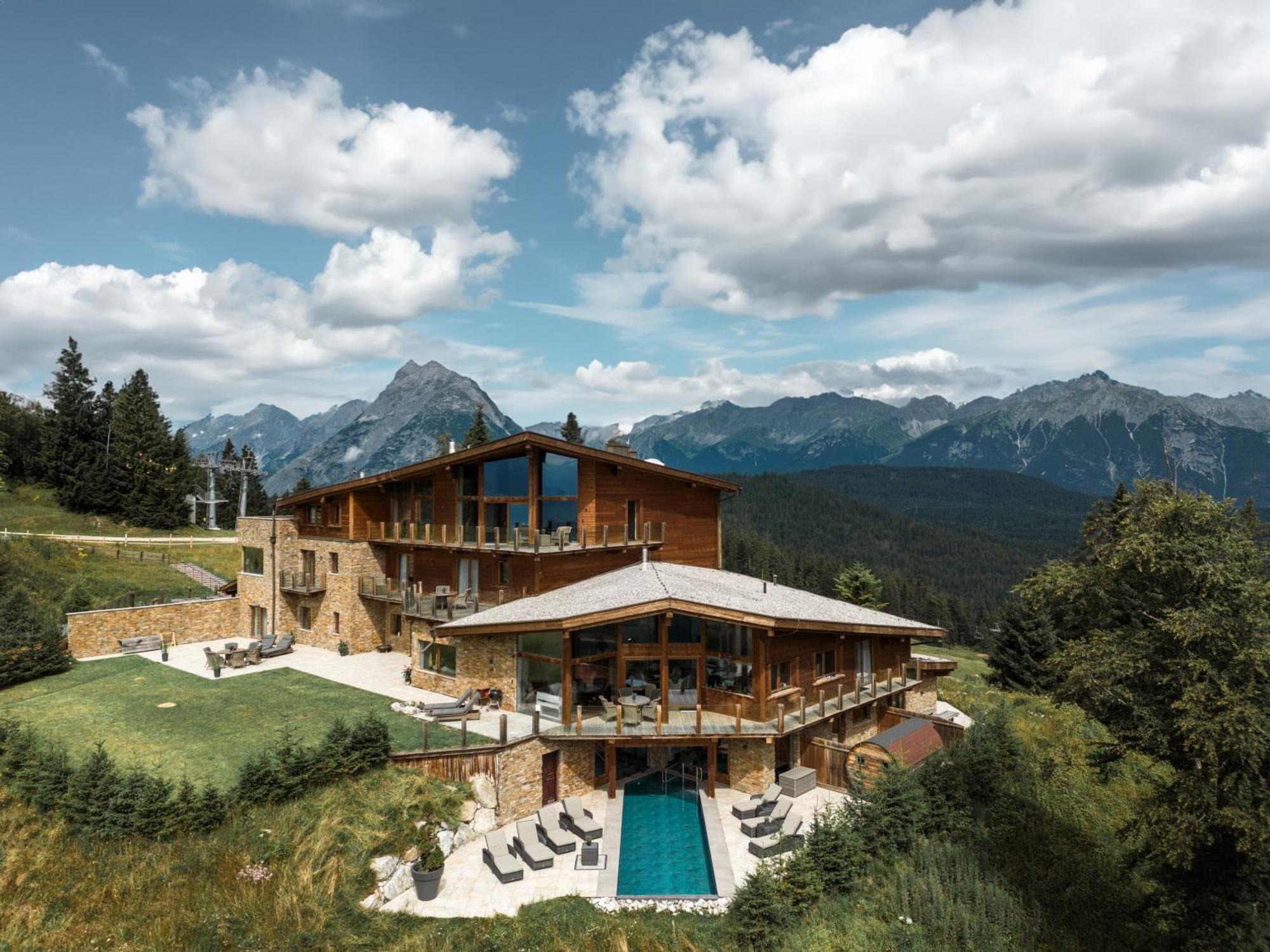 Luxury Chalet Private Spa,1639405391:JPEG