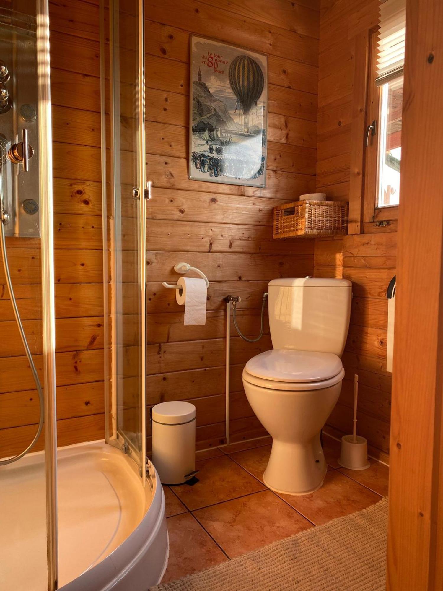 Holiday Home,1644661502:JPEG