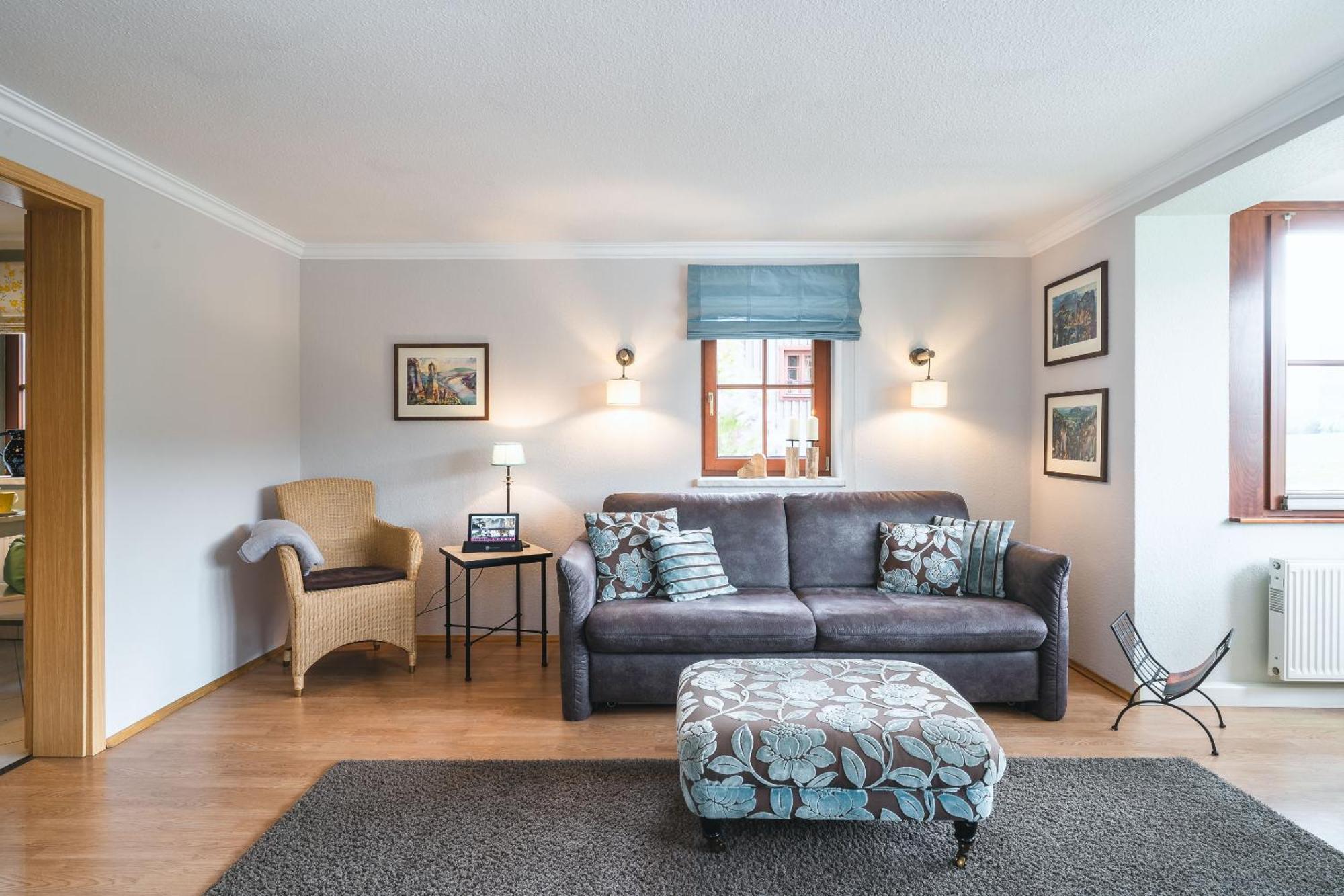 One-Bedroom Apartment,1645040720:JPEG