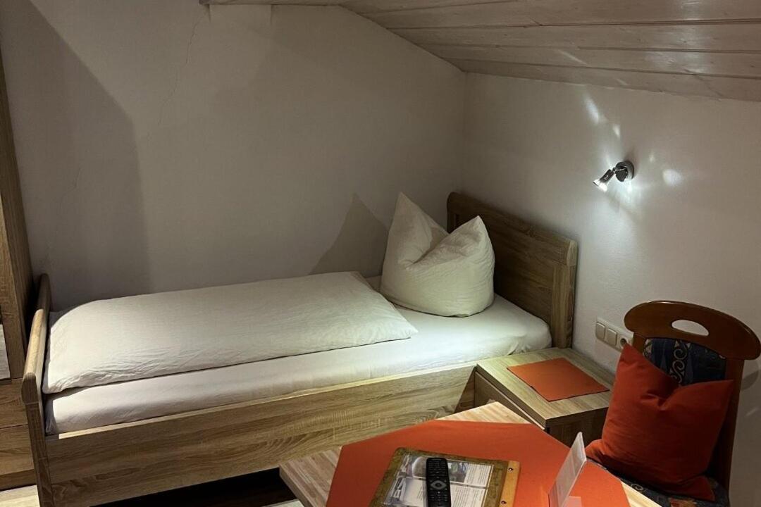 Single Room Bathroom,1646361026:JPEG