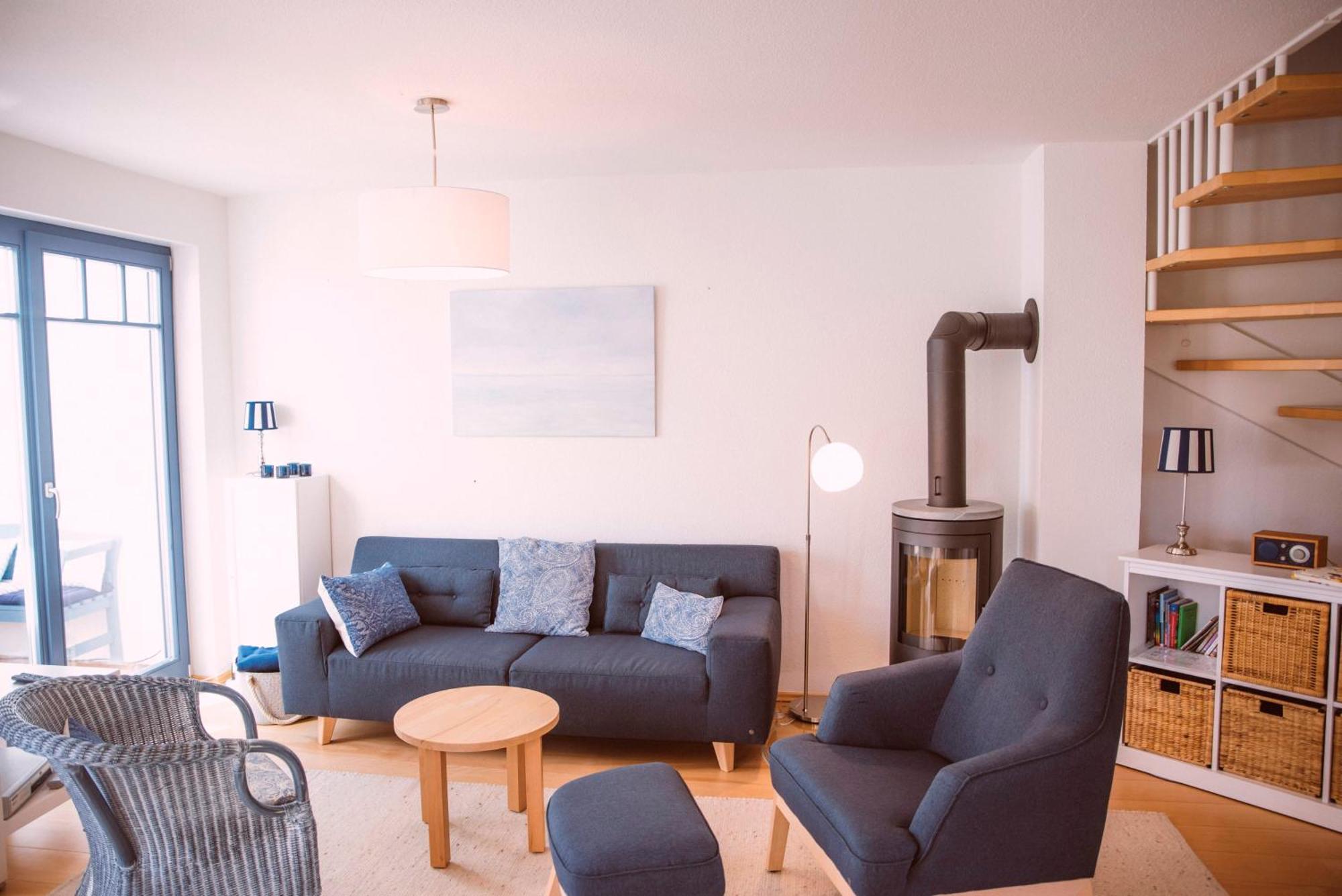 Holiday Home,1647557833:JPEG