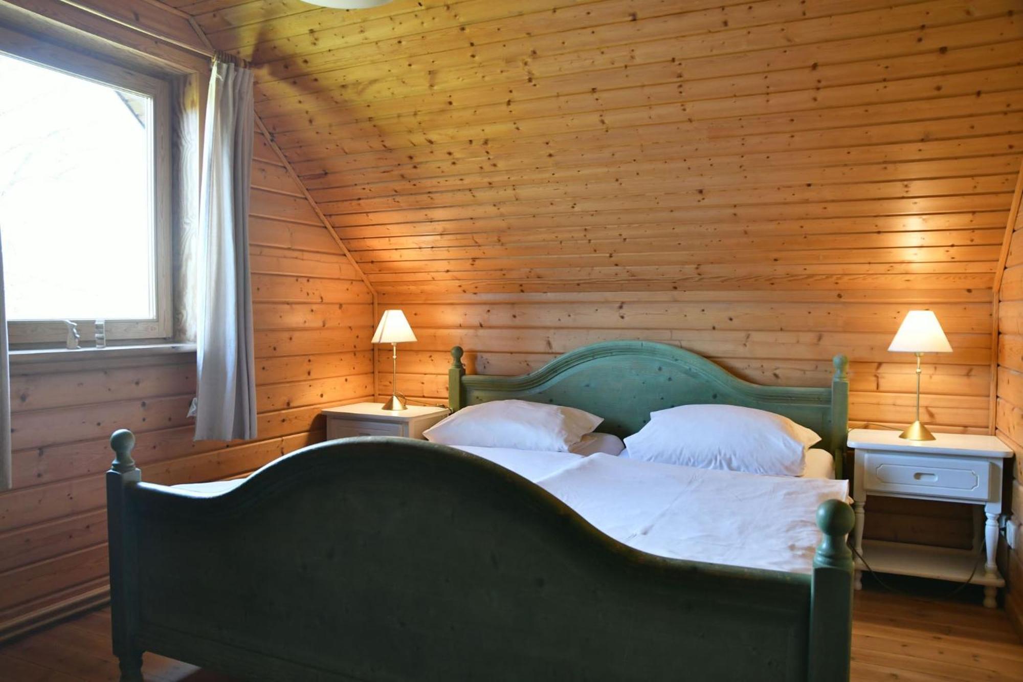 Holiday Home,1647663926:JPEG