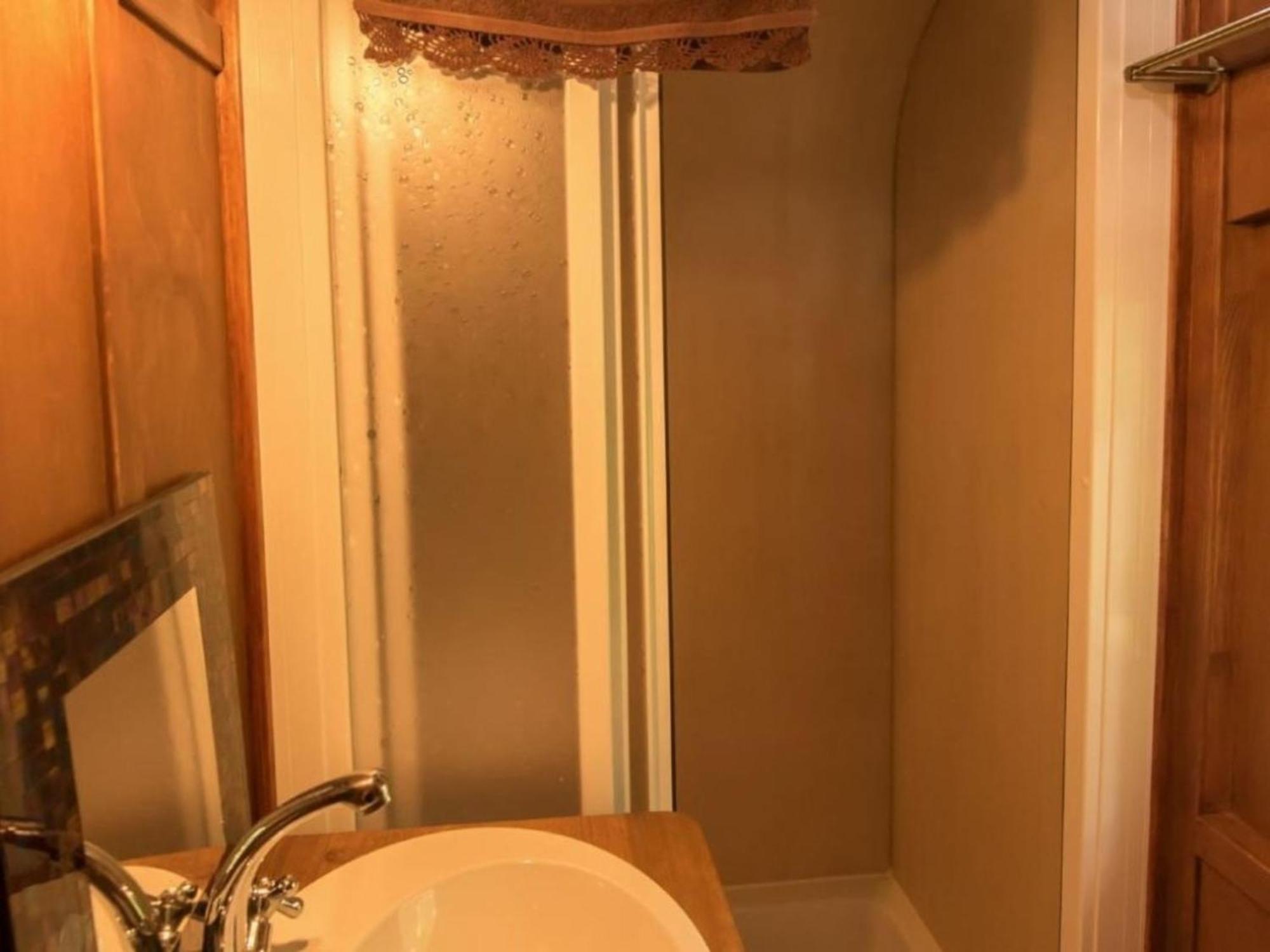 Holiday Home,1648270079:JPEG
