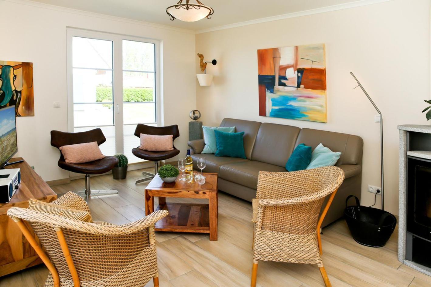 Holiday Home,1648939827:JPEG