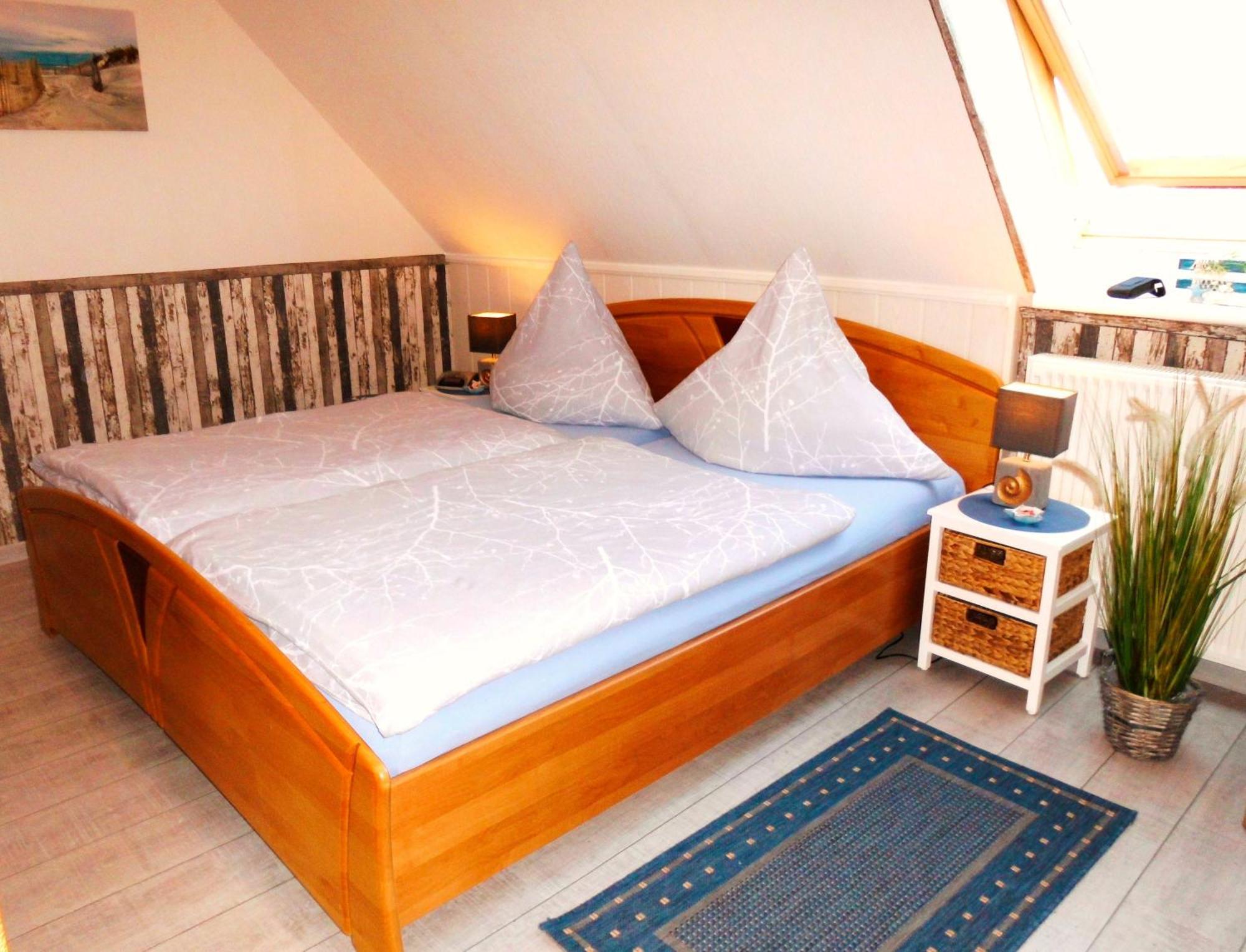 Holiday Home,1648959650:JPEG