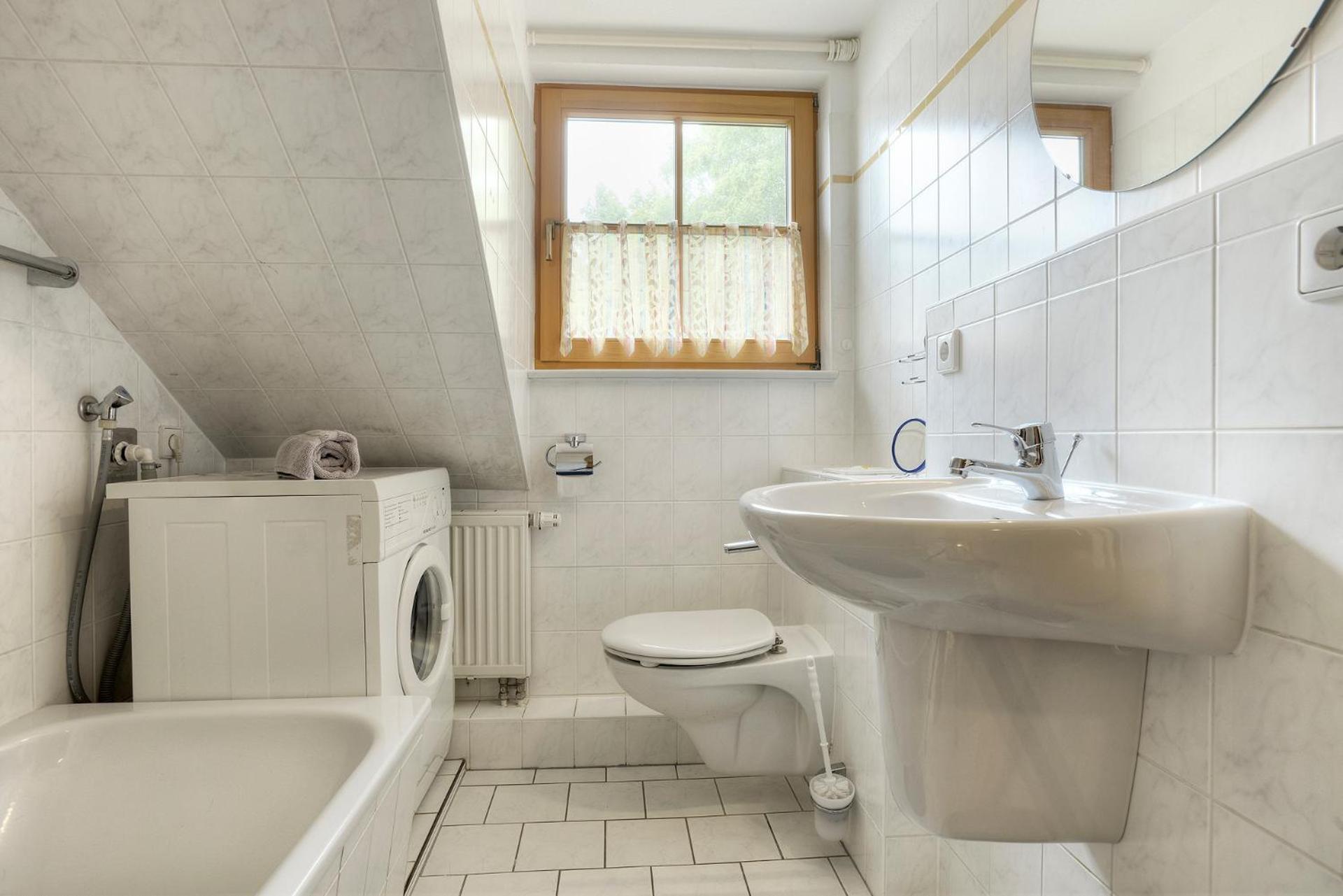 Holiday Home,1649217930:JPEG