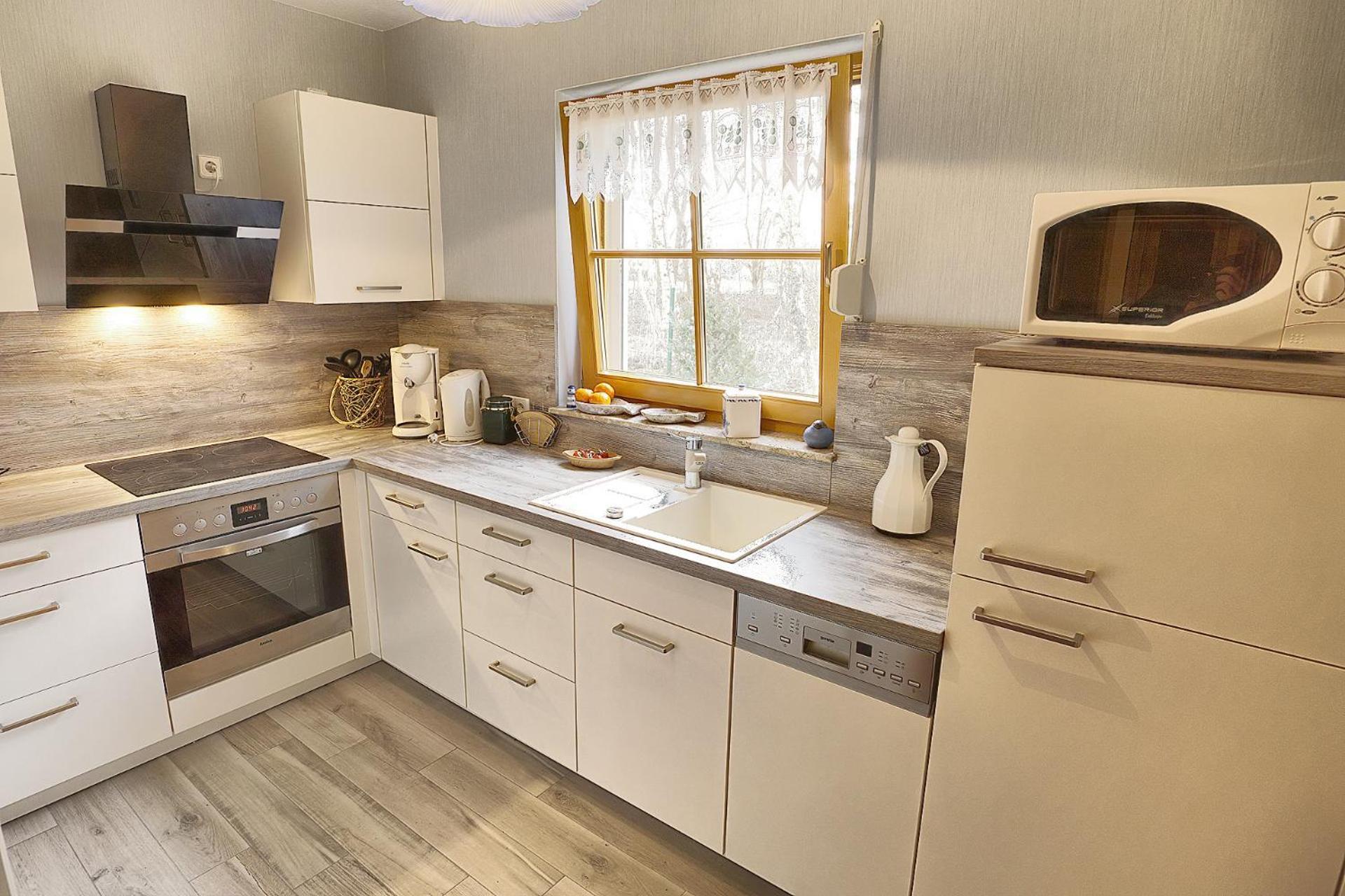 Holiday Home,1649217930:JPEG