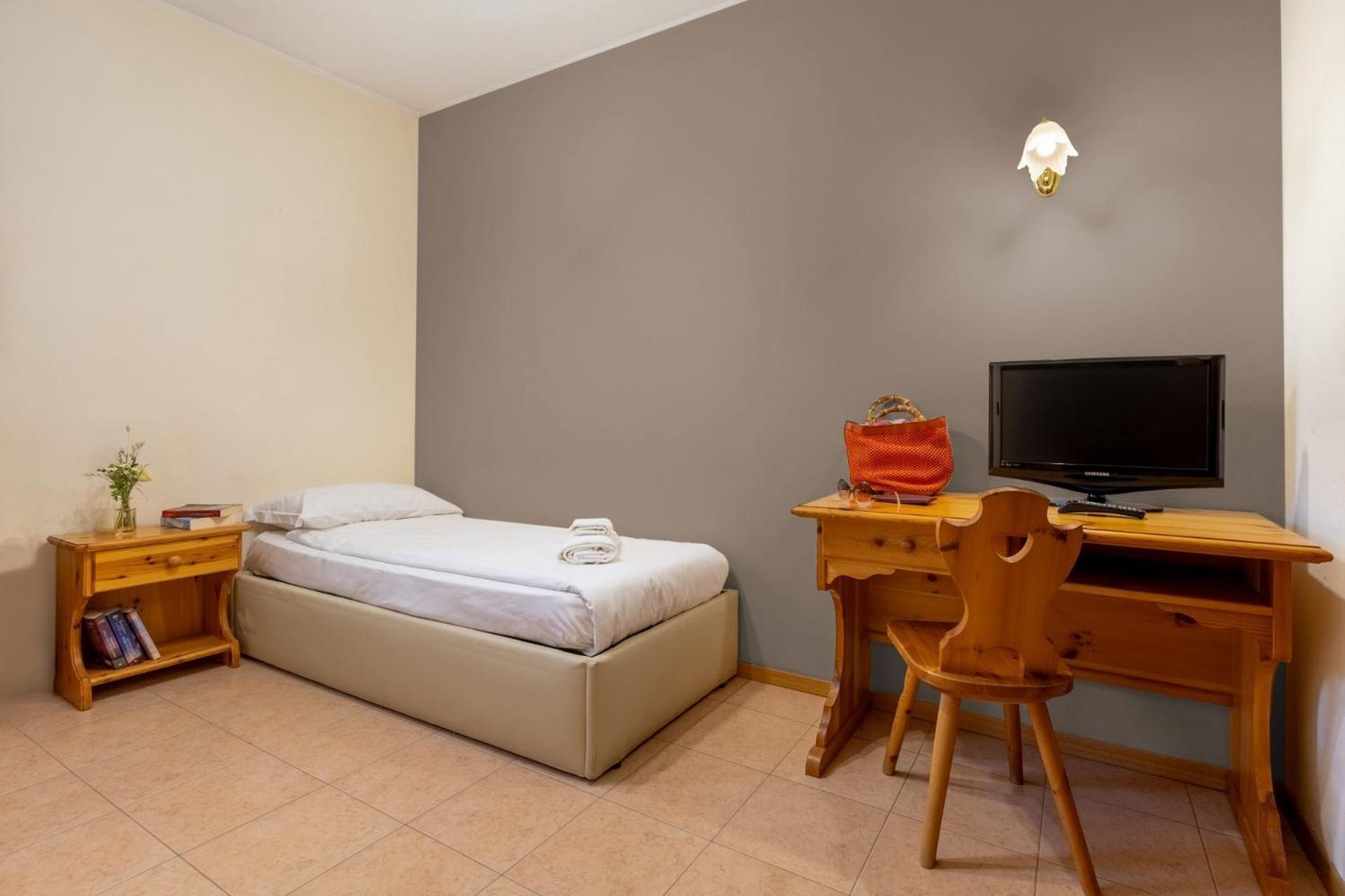 Single Room,1649888157:JPEG