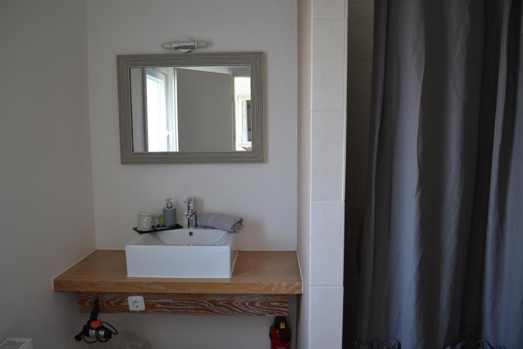 Two-Bedroom Apartment,1649905785:JPEG