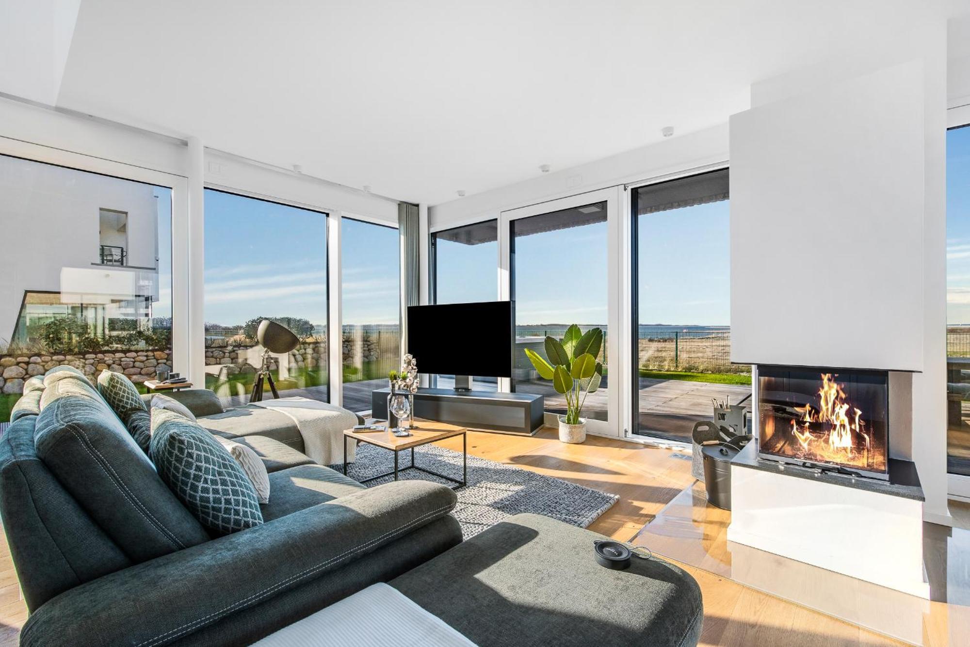 Holiday Home,1654345268:JPEG