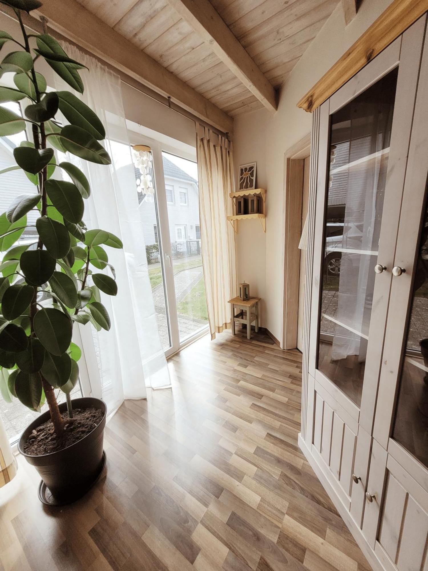 Three-Bedroom Home,1656764613:JPEG