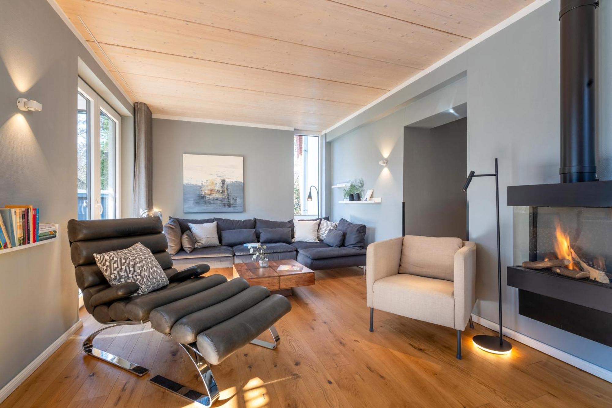 Two-Bedroom Apartment with Terrace,1740294743:JPEG