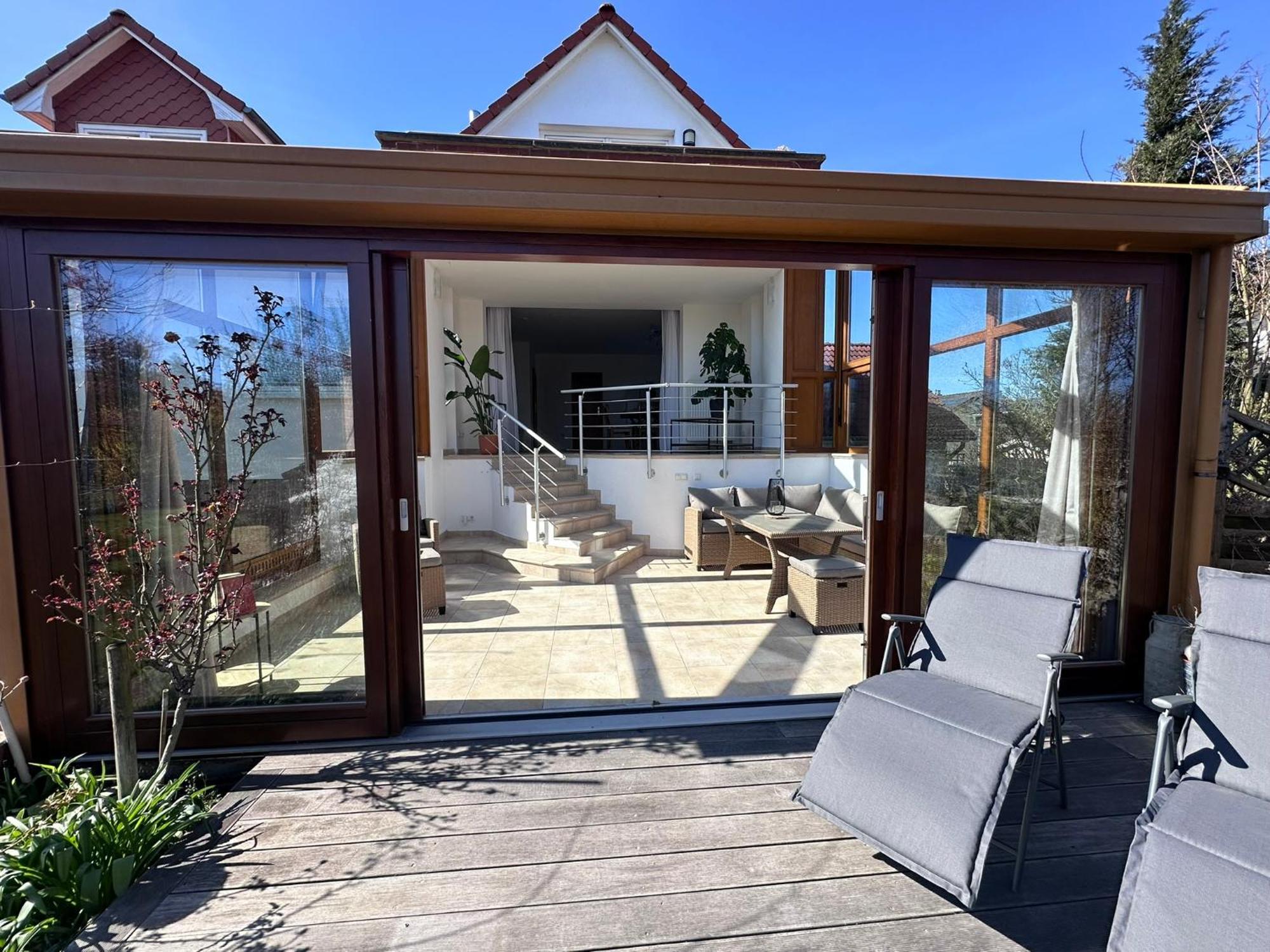 Holiday Home,1658367298:JPEG