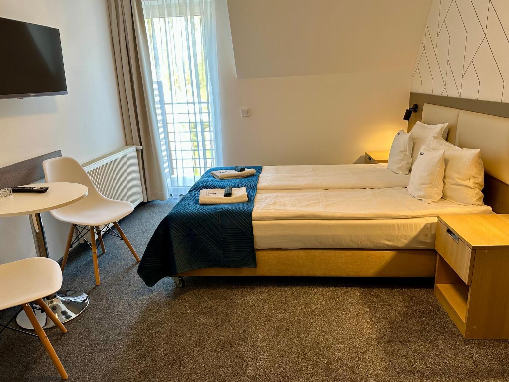 Double Room Balcony,1662998915:JPEG