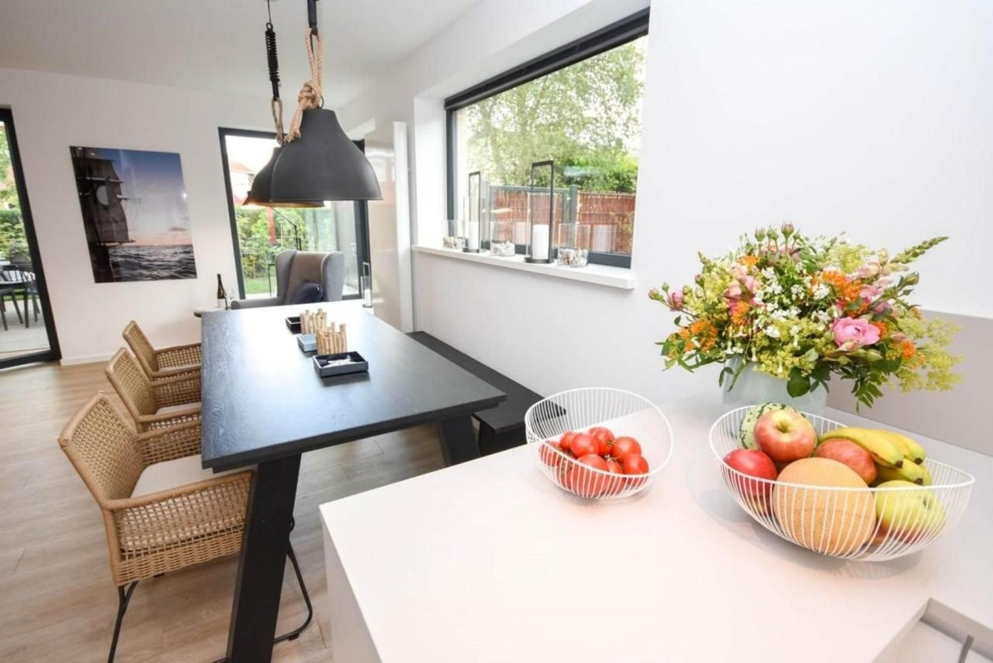 Holiday Home,1664722070:JPEG