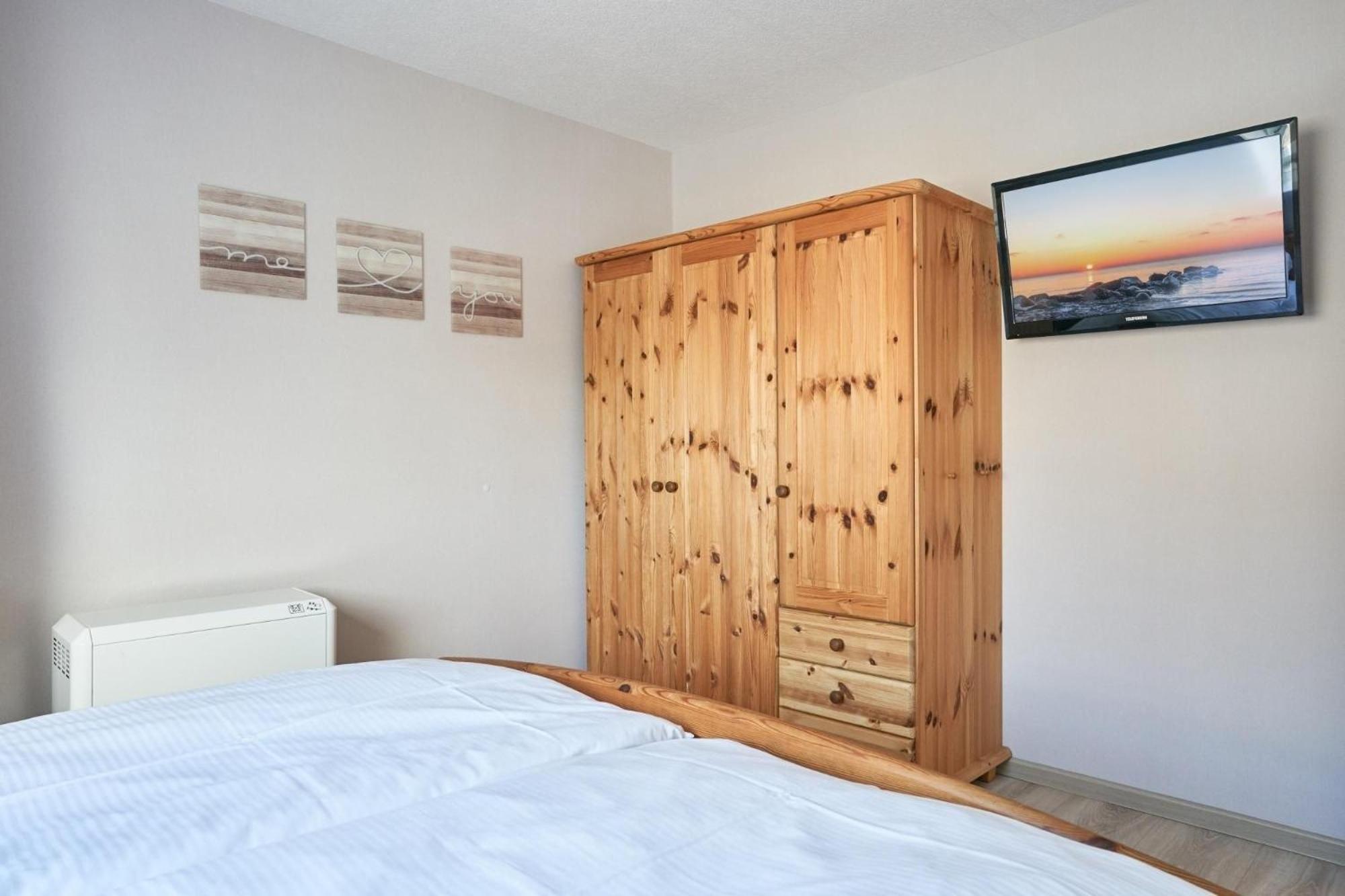Holiday Home,1664735238:JPEG