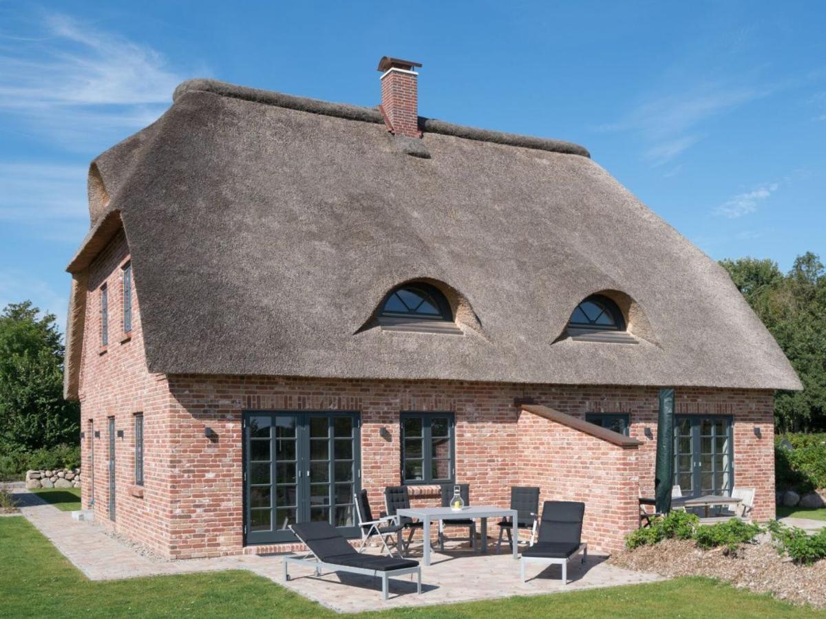 Holiday Home,1671447658:JPEG
