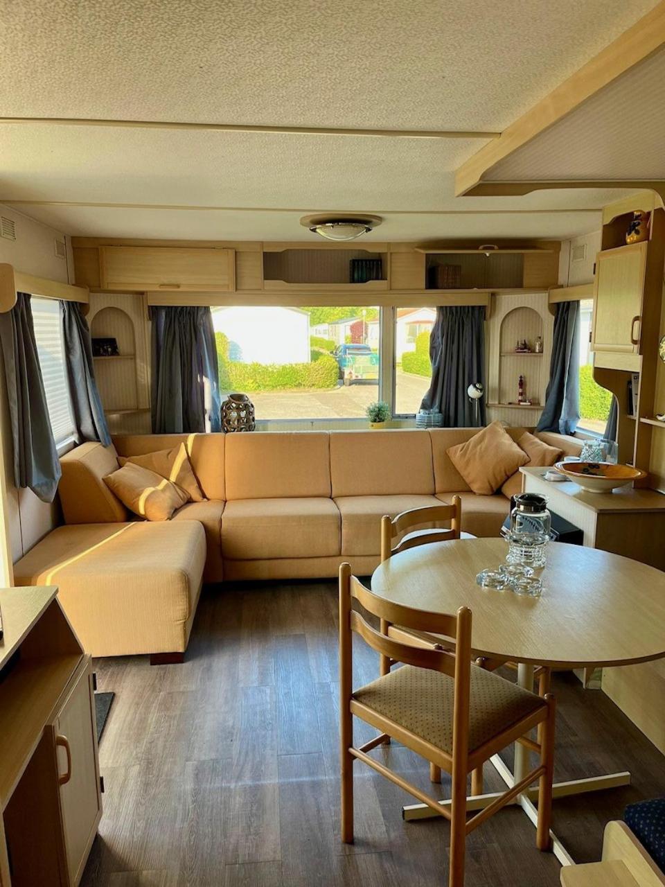 Chalet,1673560436:JPEG