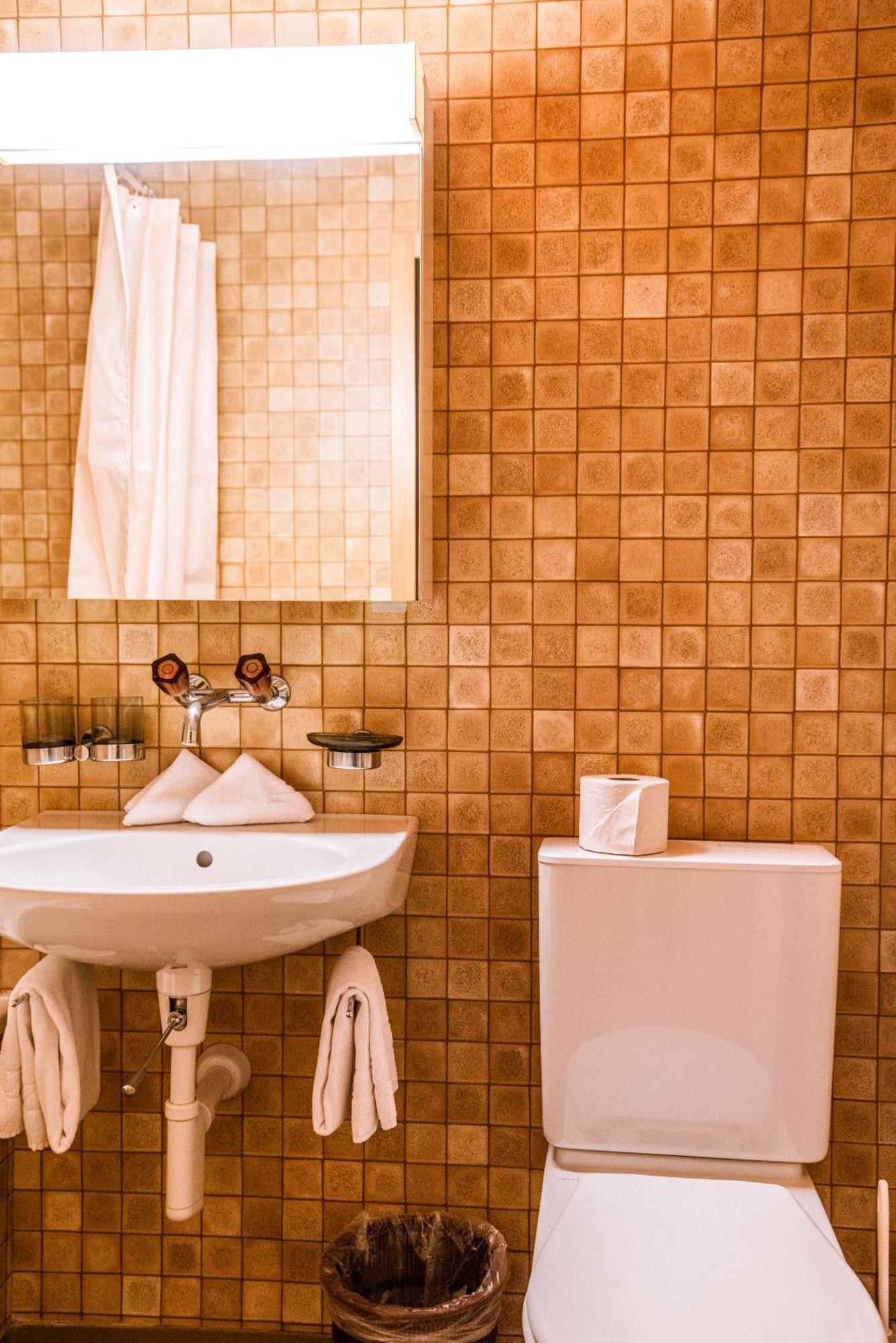 Funky Loft,1675805880:JPEG