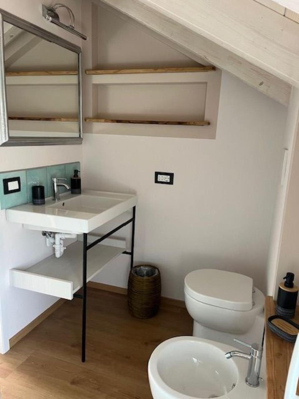 Double Room Private Bathroom,1678658362:JPEG