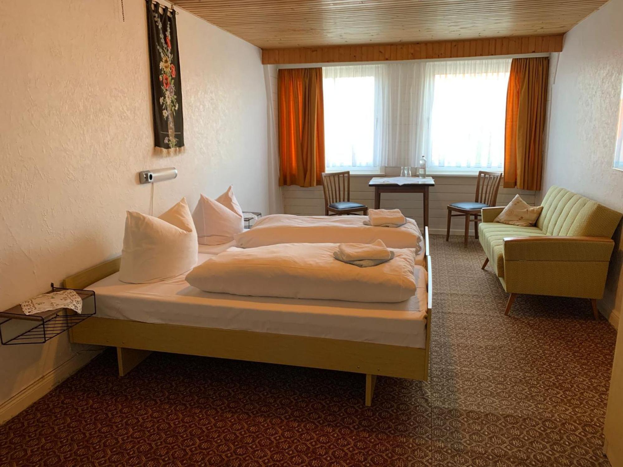 Double Room,1683270023:JPEG