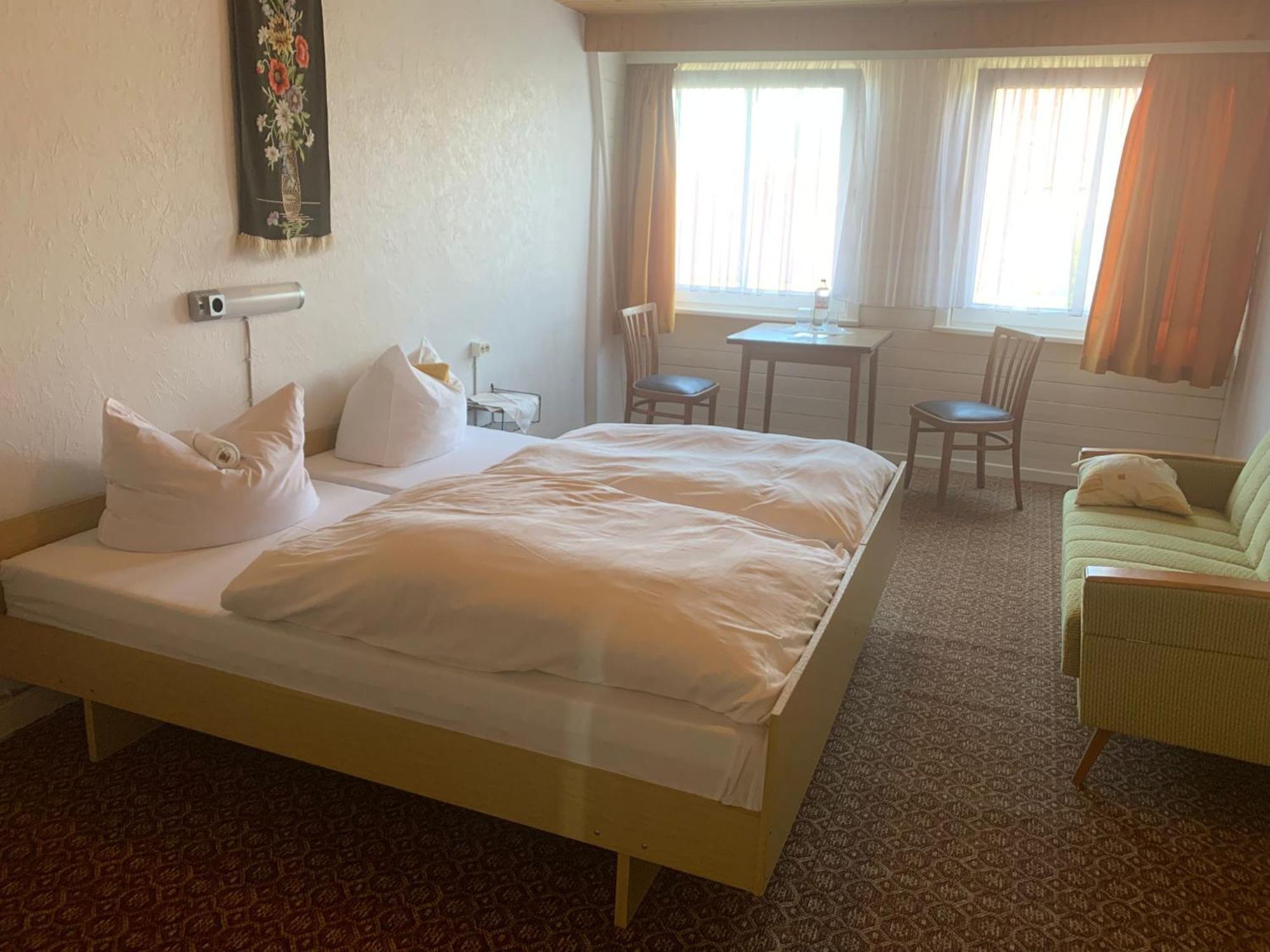 Double Room,1683270010:JPEG