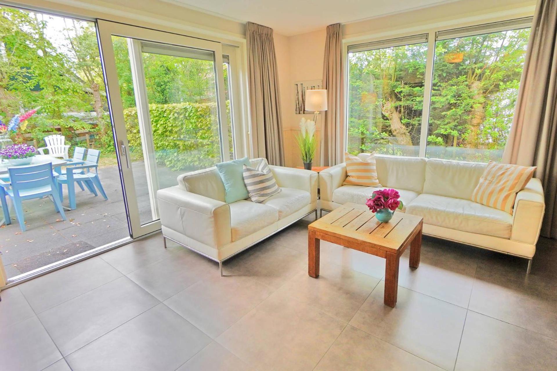 Three-Bedroom House,1688866077:JPEG