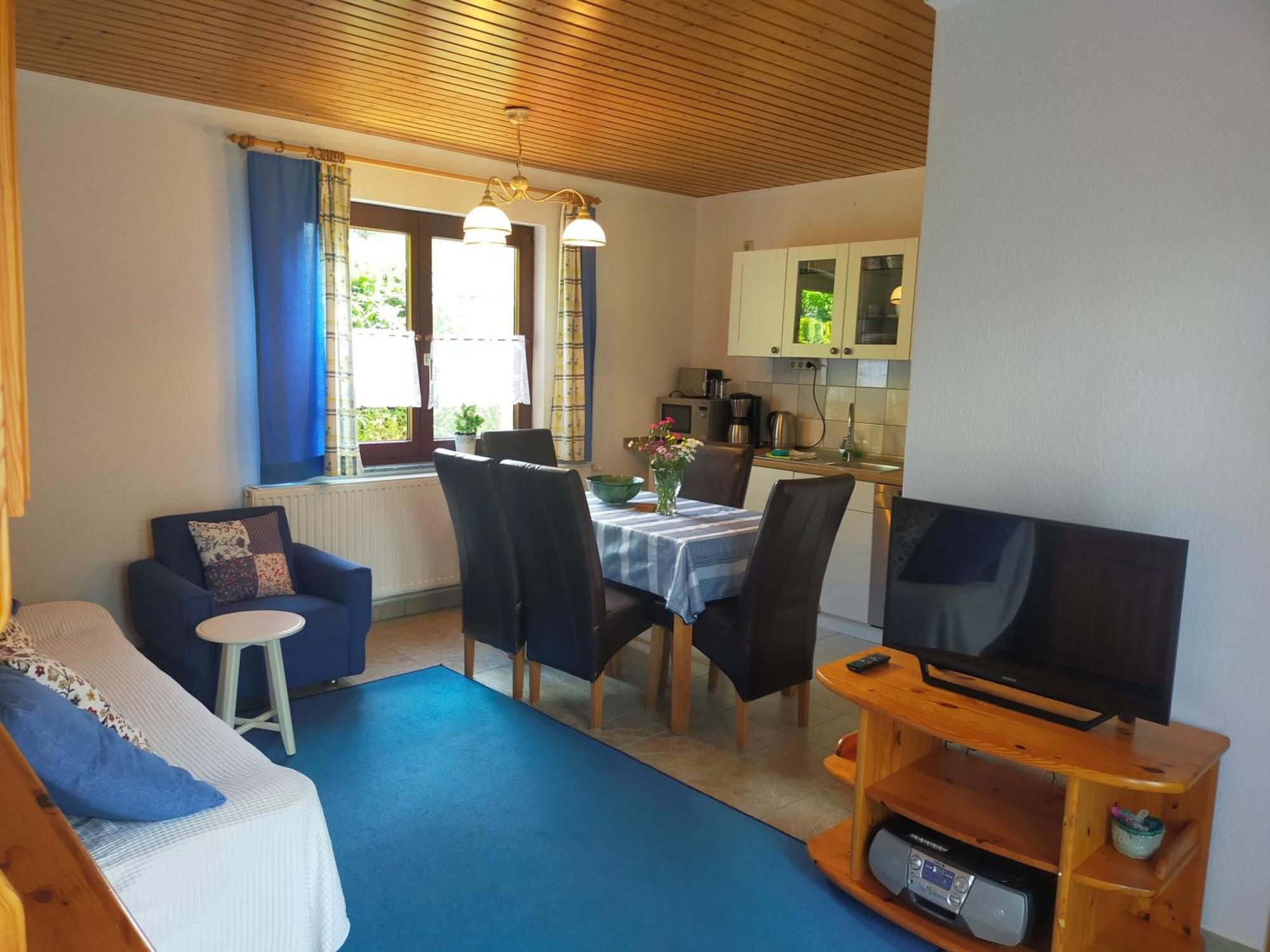 Two-Bedroom Apartment Terrace,1689902469:JPEG