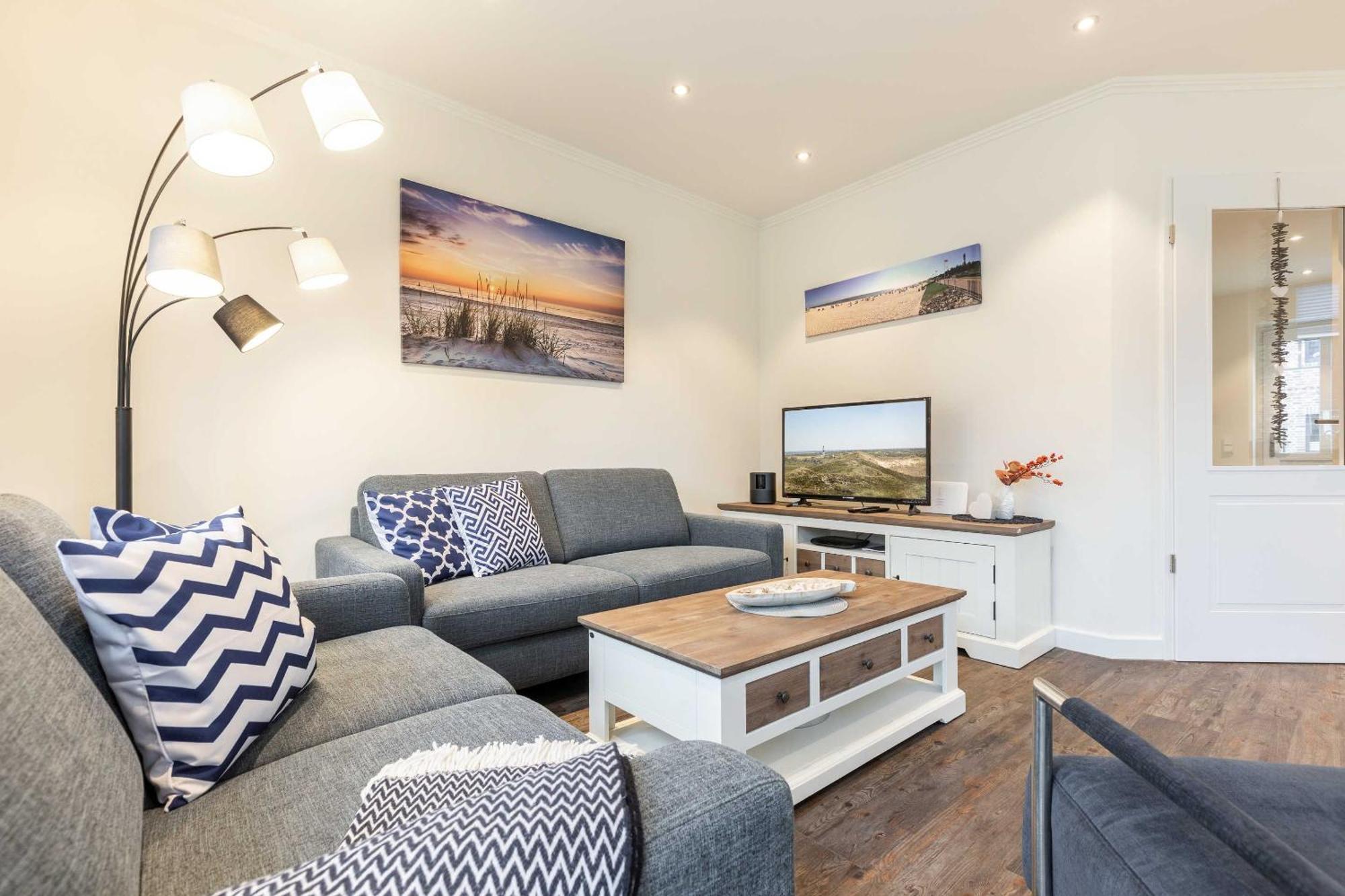 Three-Bedroom House,1693327700:JPEG