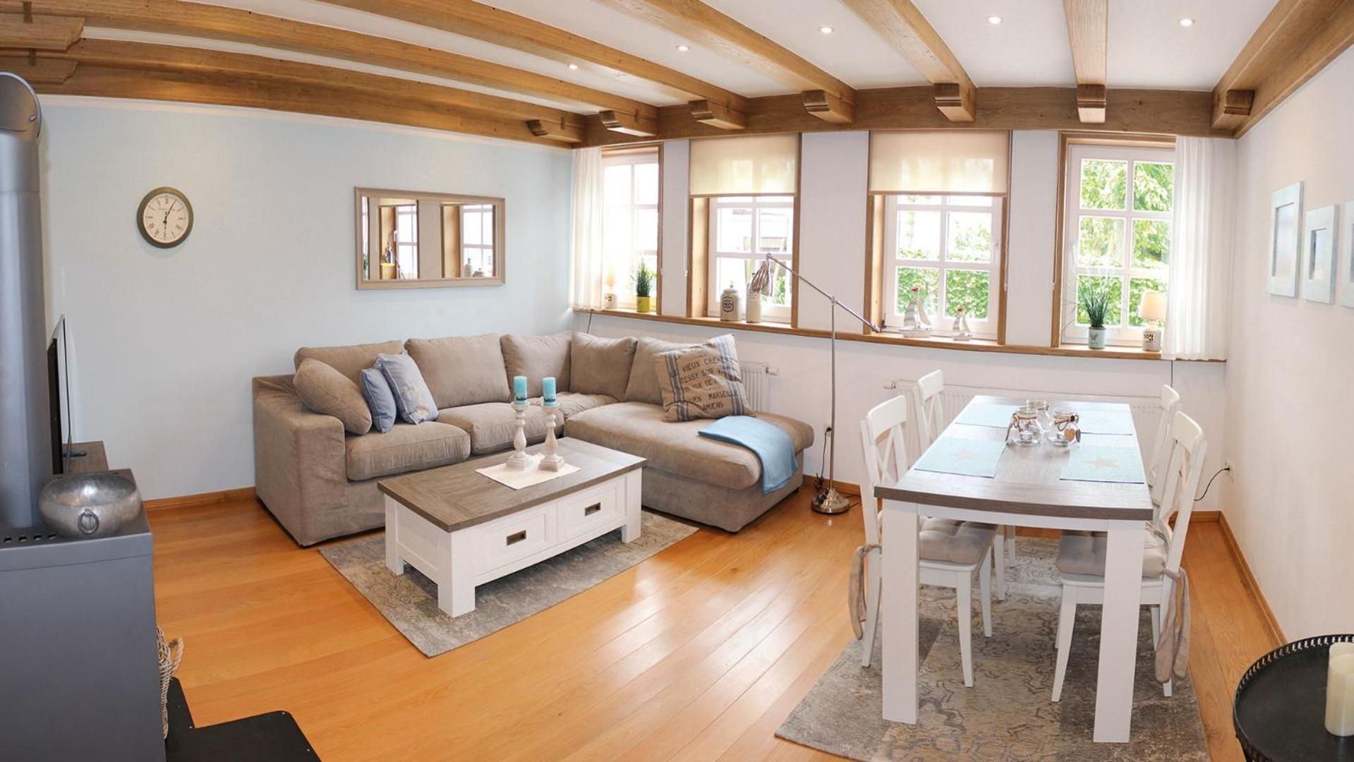 Two-Bedroom House,1693536441:JPEG