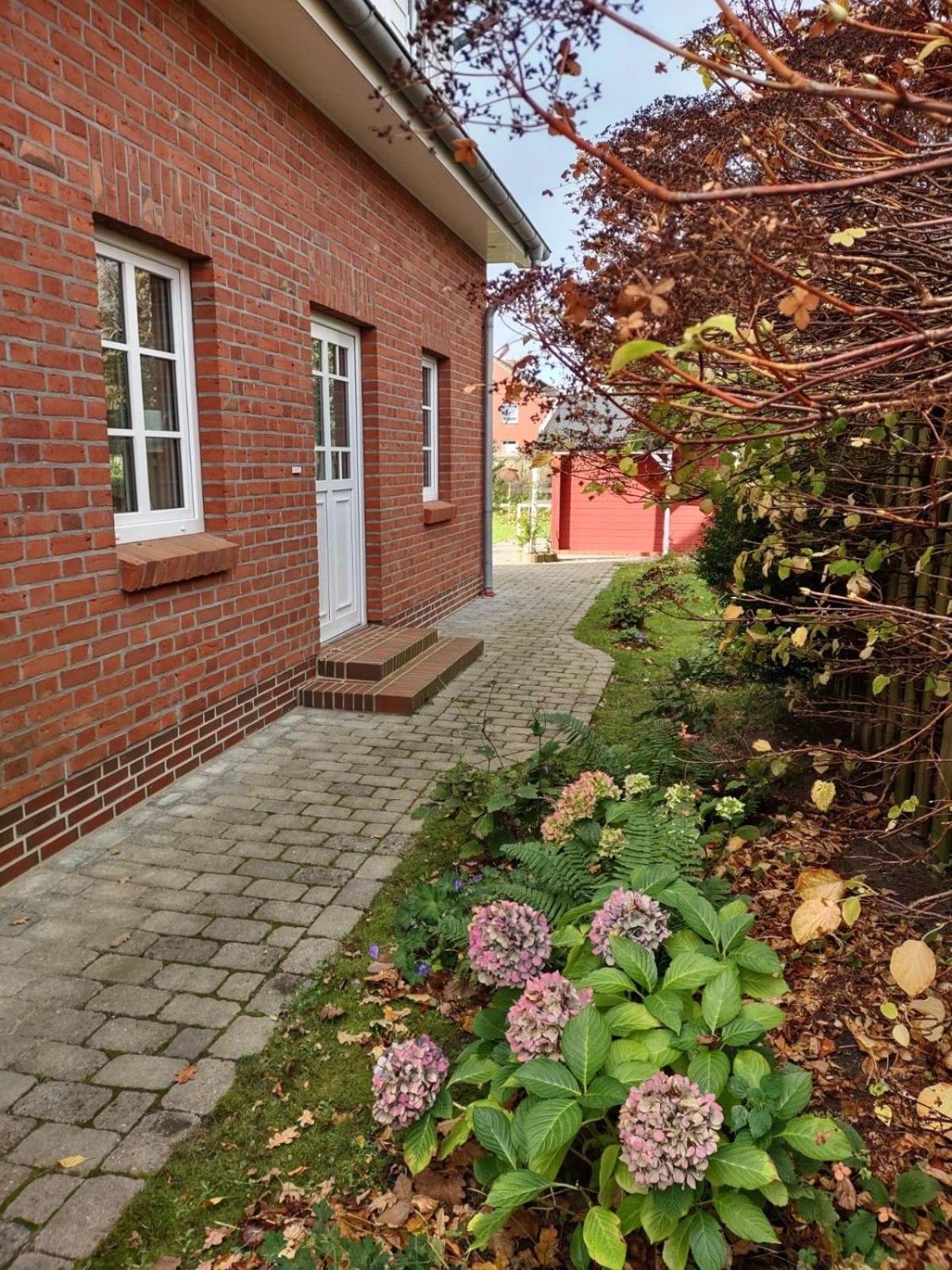 Two-Bedroom House,1694206492:JPEG