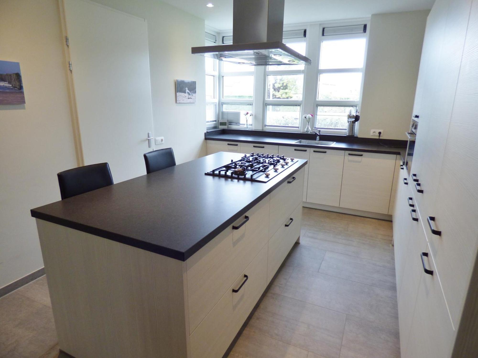 Villa,1694359669:JPEG